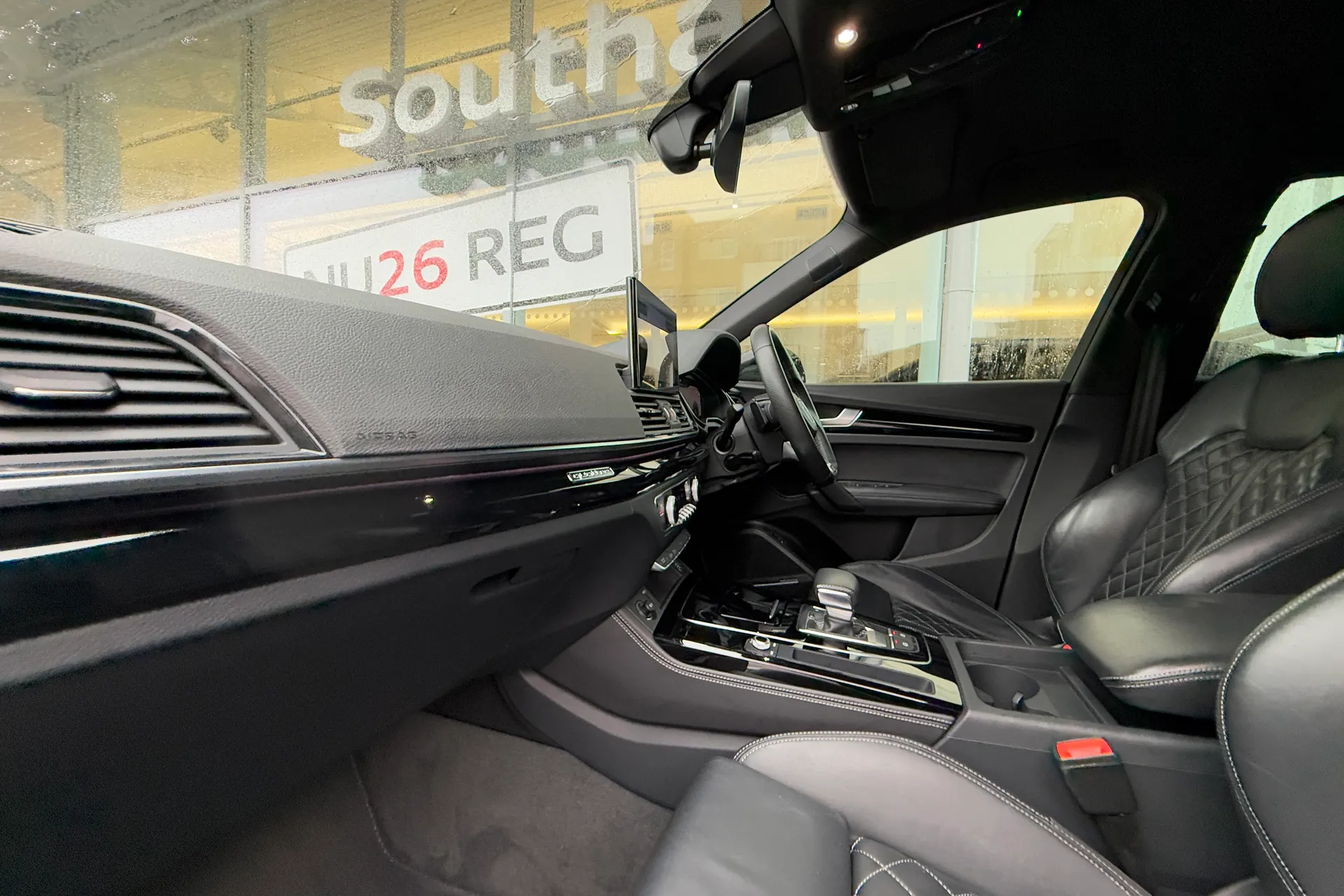 Audi Q5 thumbnail image number 9