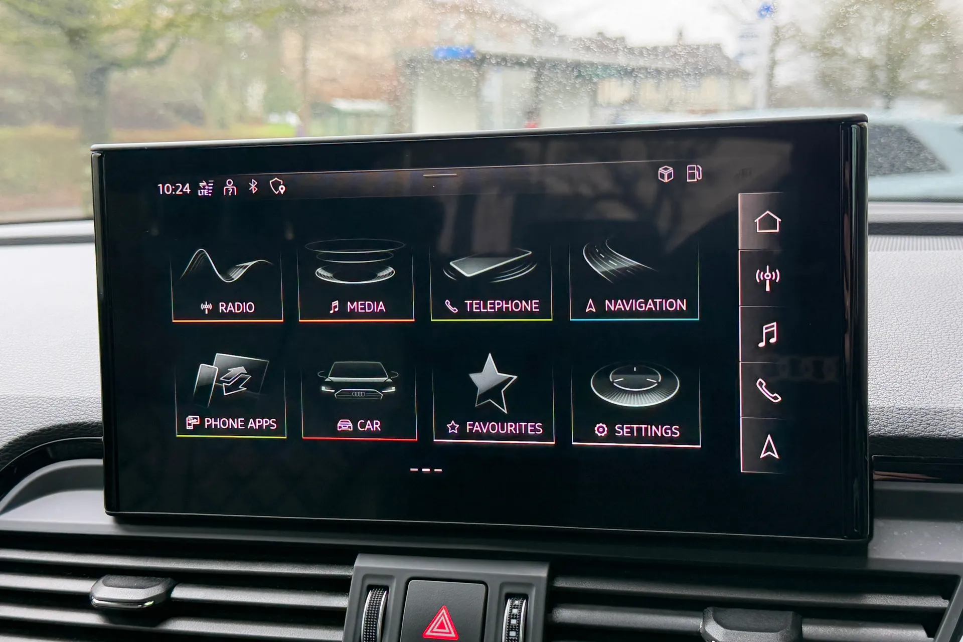 Audi Q5 thumbnail image number 18