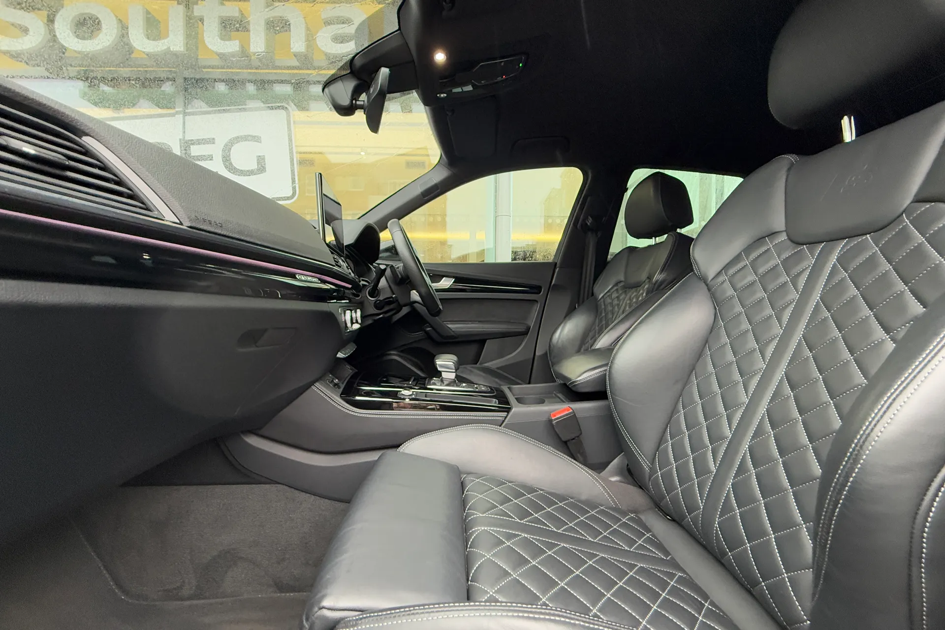 Audi Q5 thumbnail image number 46