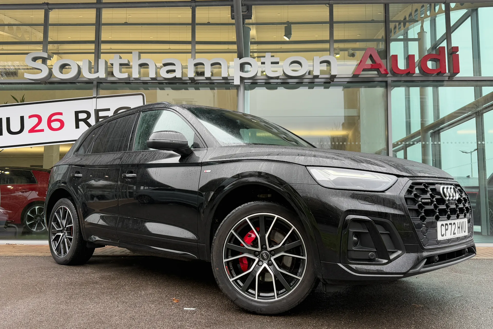 Audi Q5 focused image