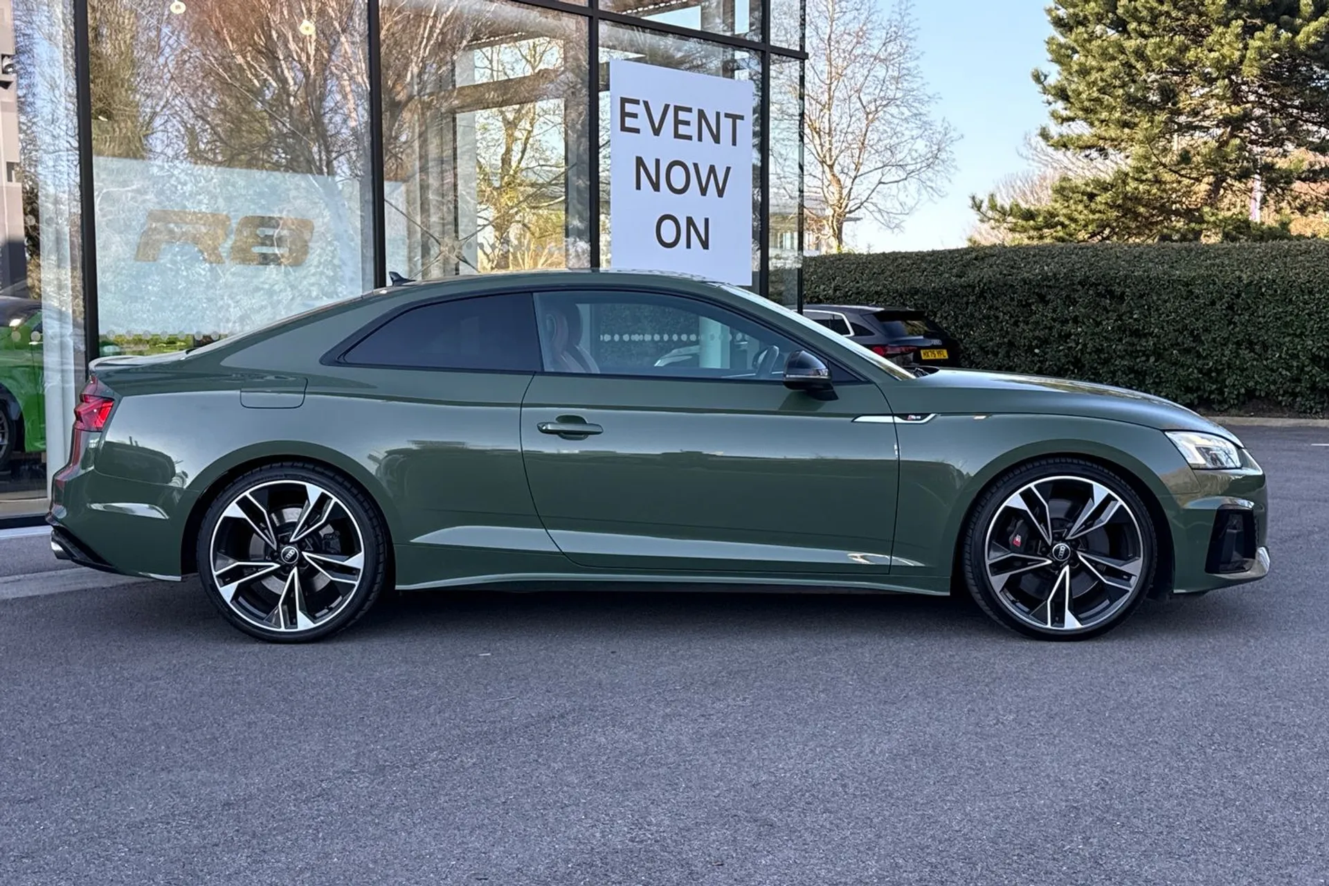 Audi A5 thumbnail image number 2