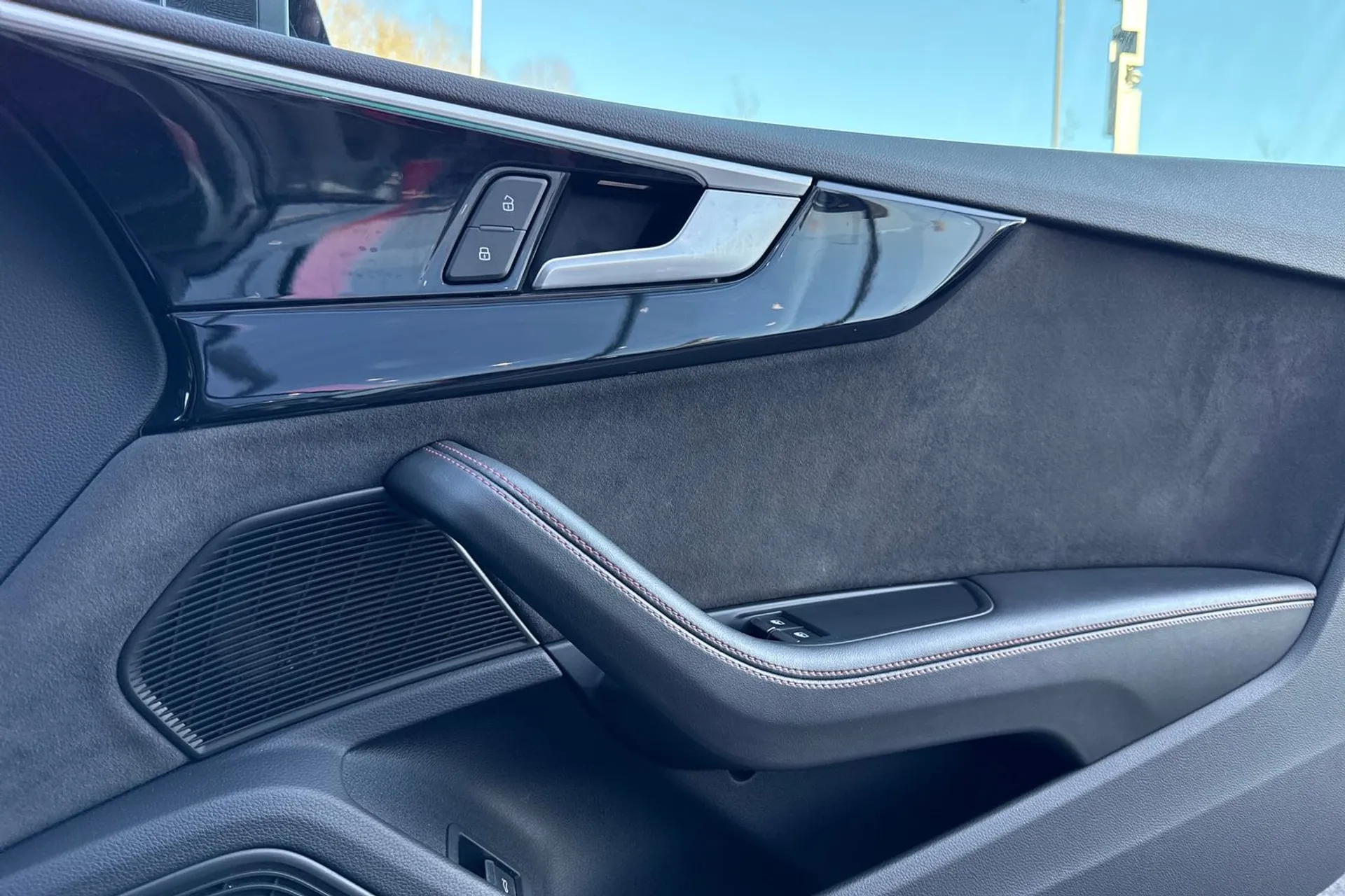 Audi A5 thumbnail image number 50