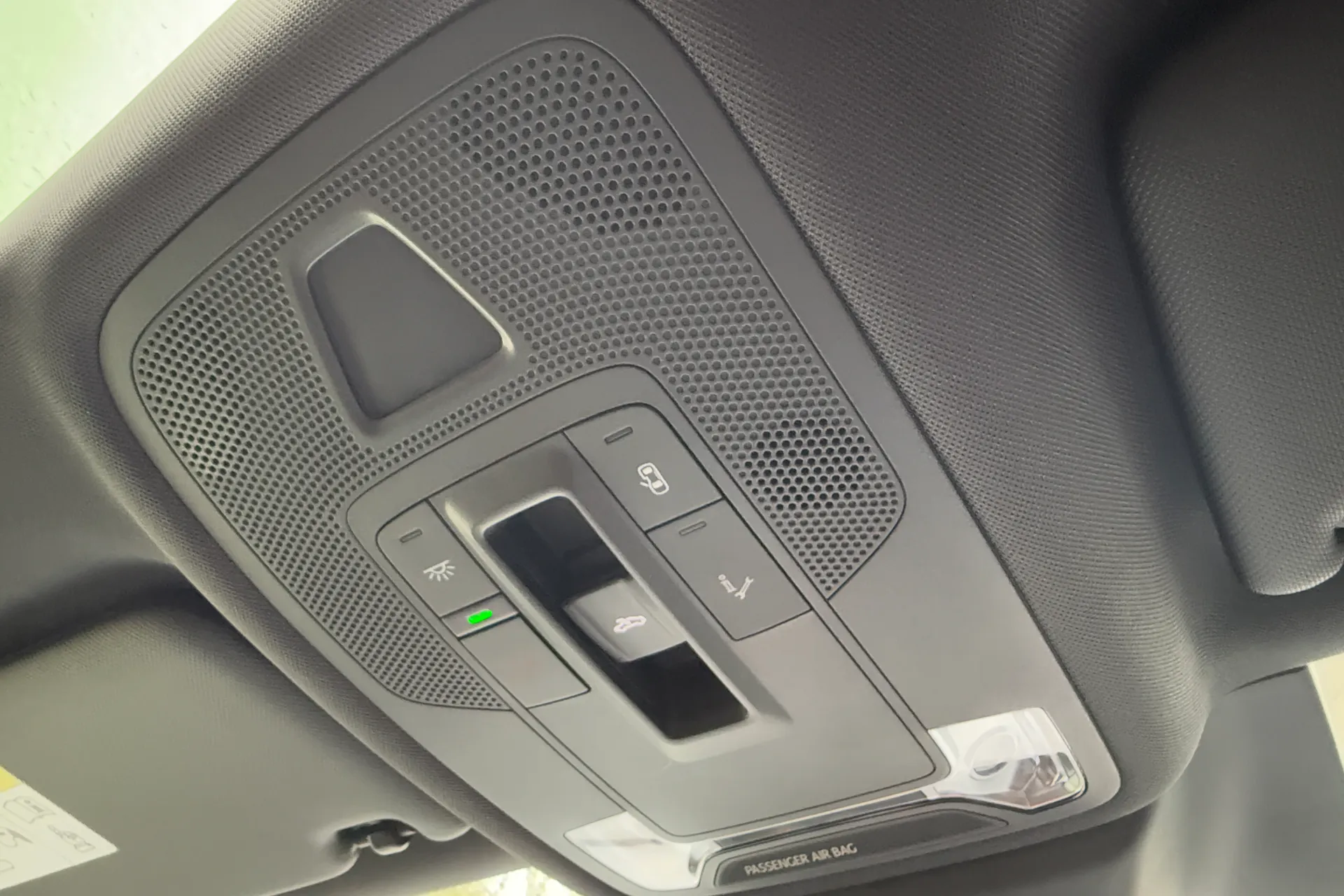 Audi RS3 thumbnail image number 33