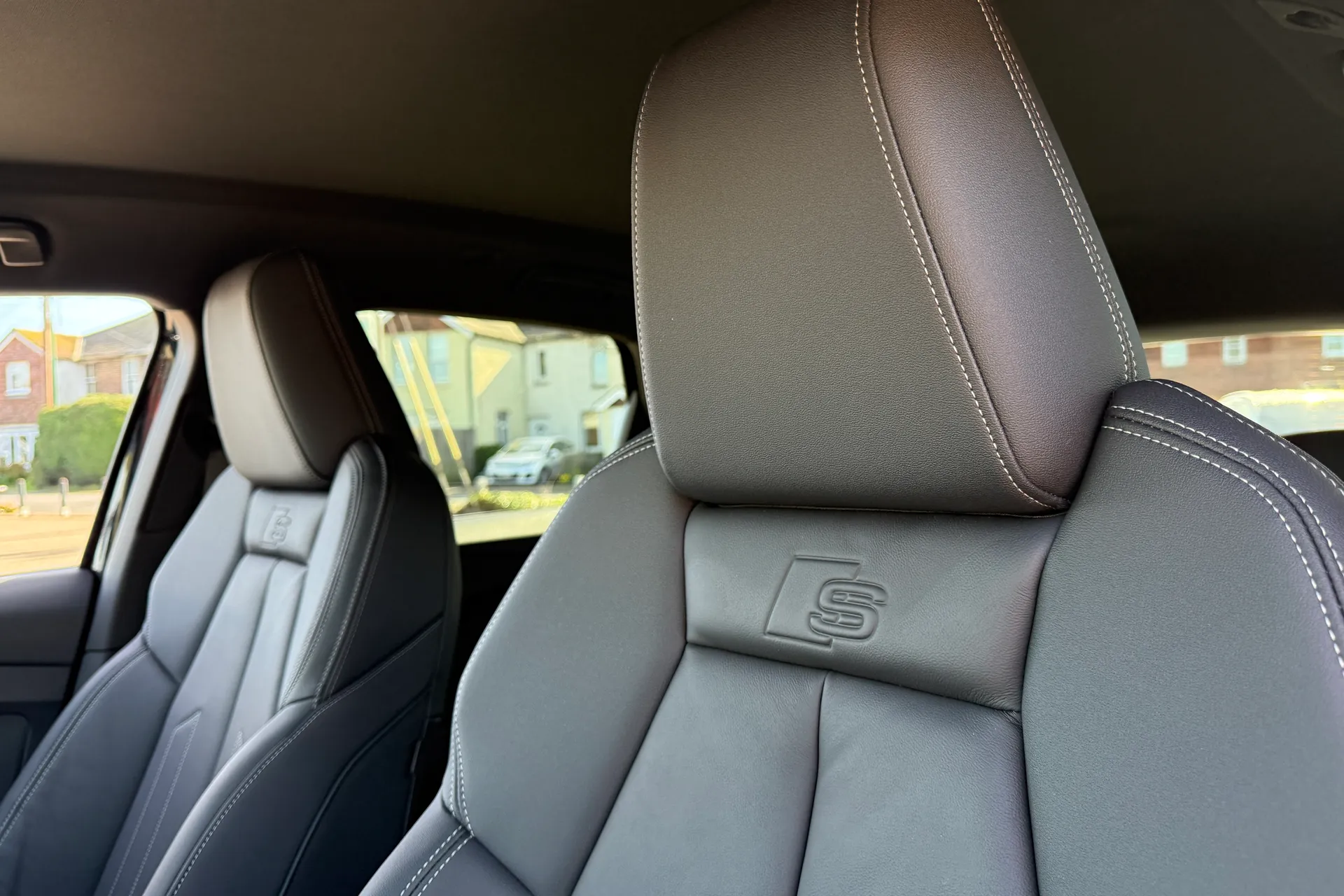 Audi Q4 thumbnail image number 30