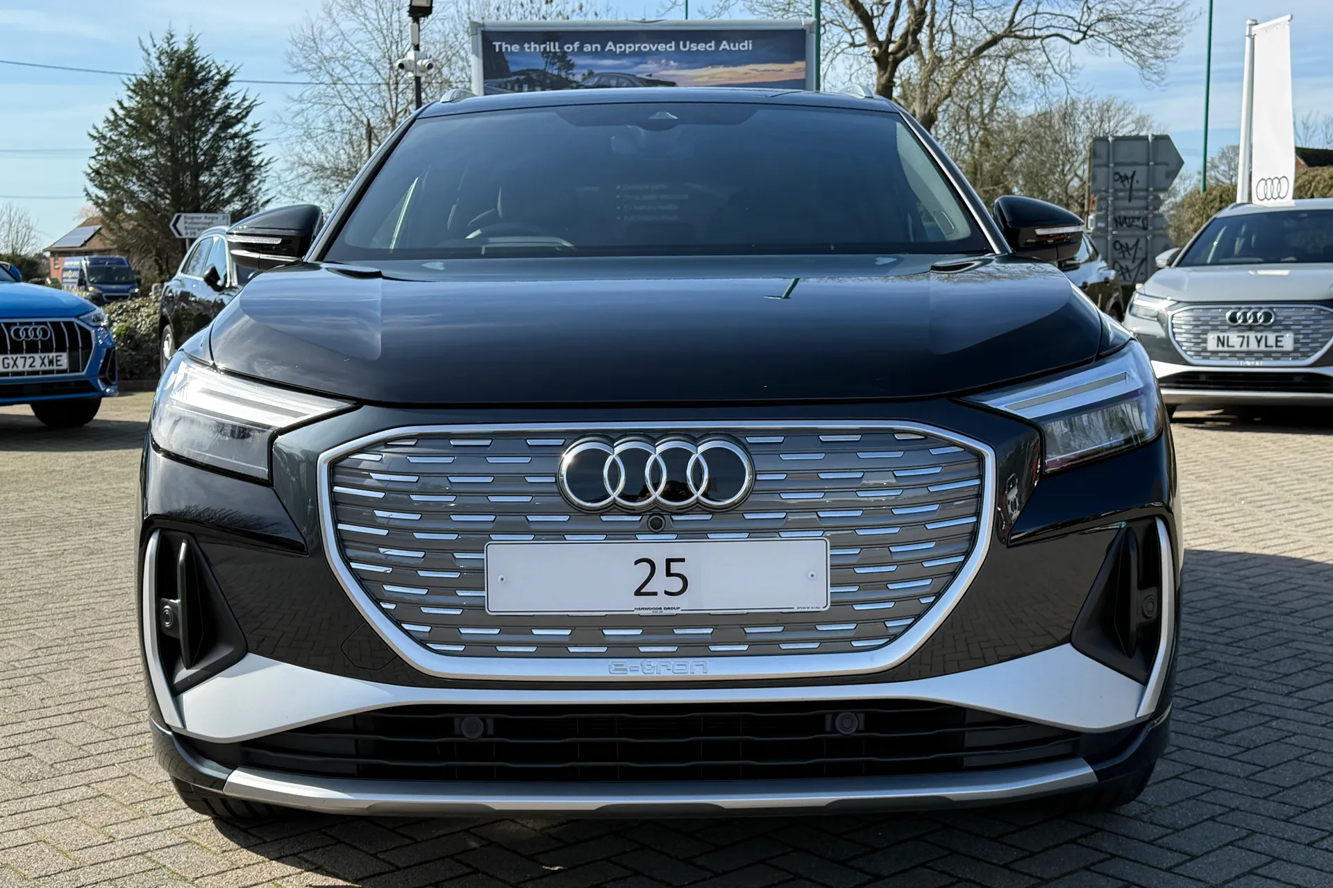 Audi Q4 thumbnail image number 24