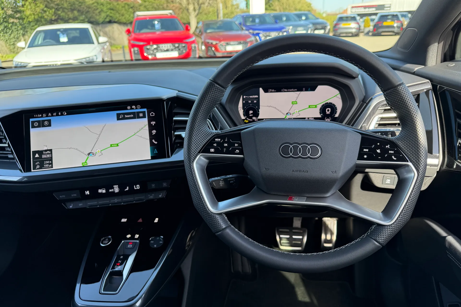 Audi Q4 thumbnail image number 6