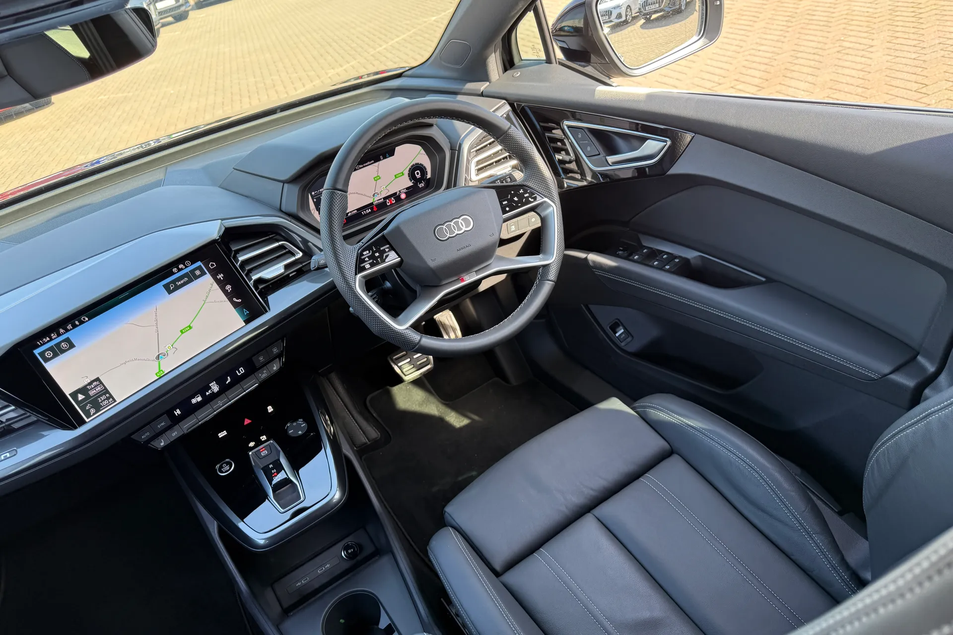 Audi Q4 thumbnail image number 41