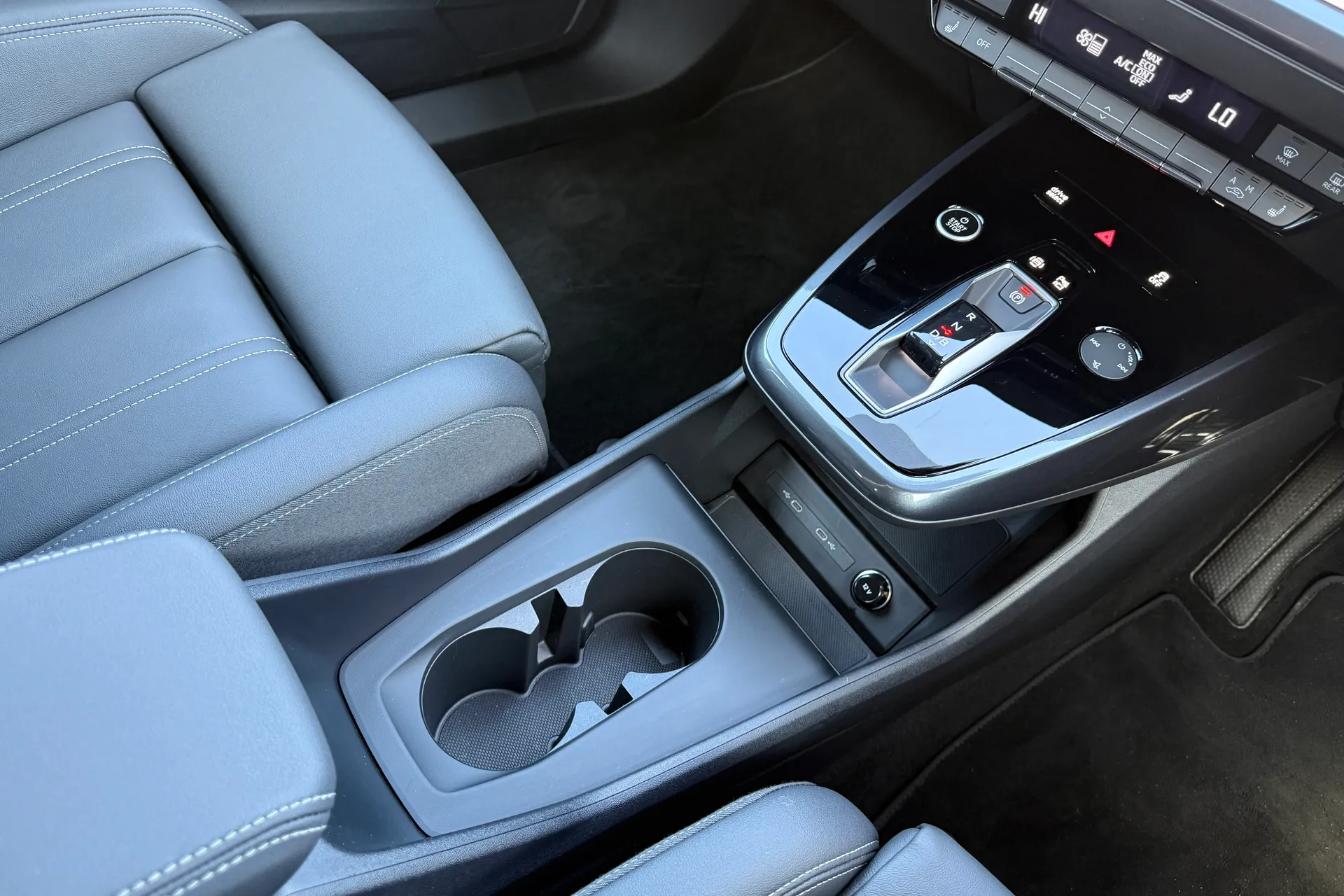 Audi Q4 thumbnail image number 40