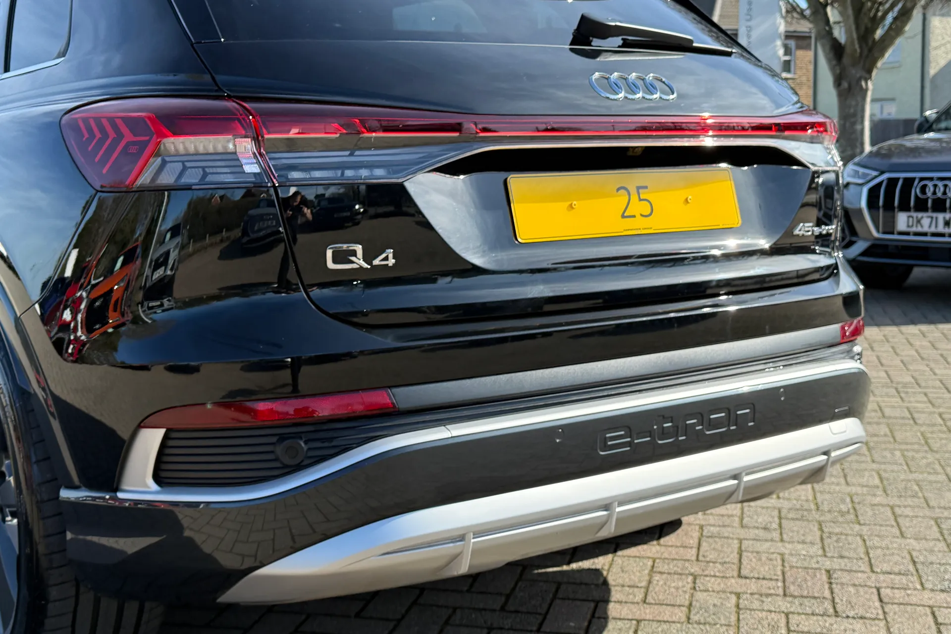 Audi Q4 thumbnail image number 51