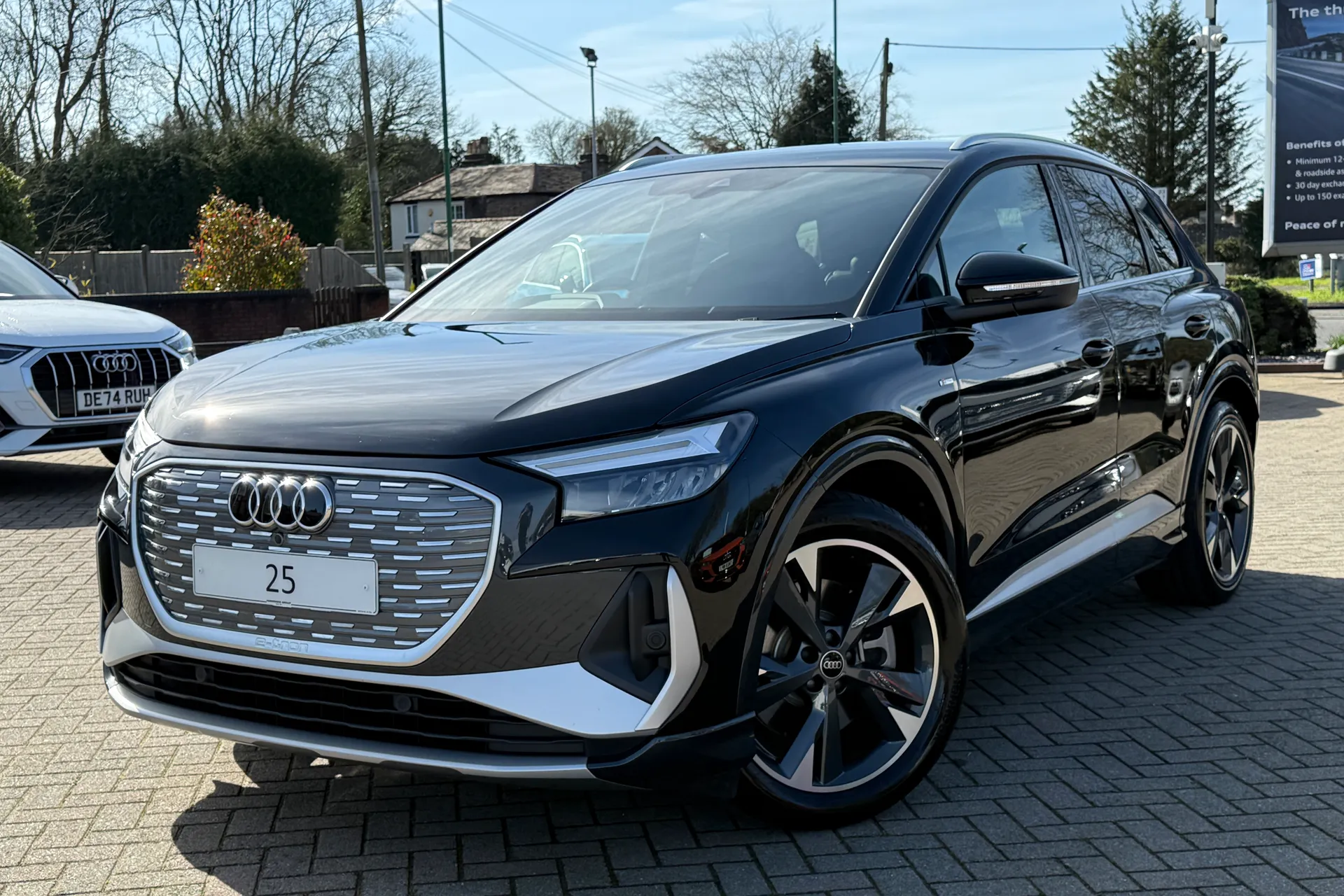 Audi Q4 thumbnail image number 25