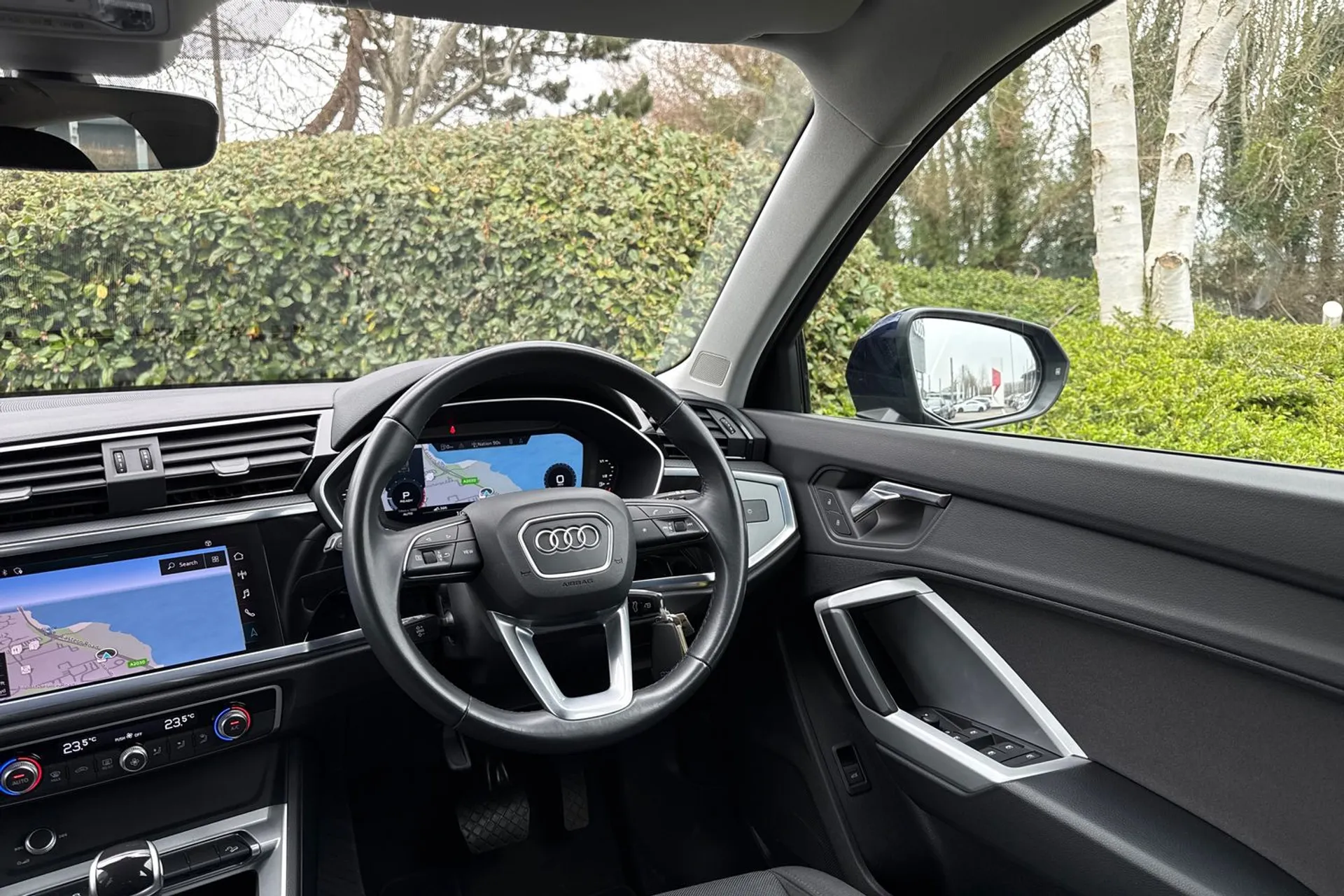 Audi Q3 thumbnail image number 49