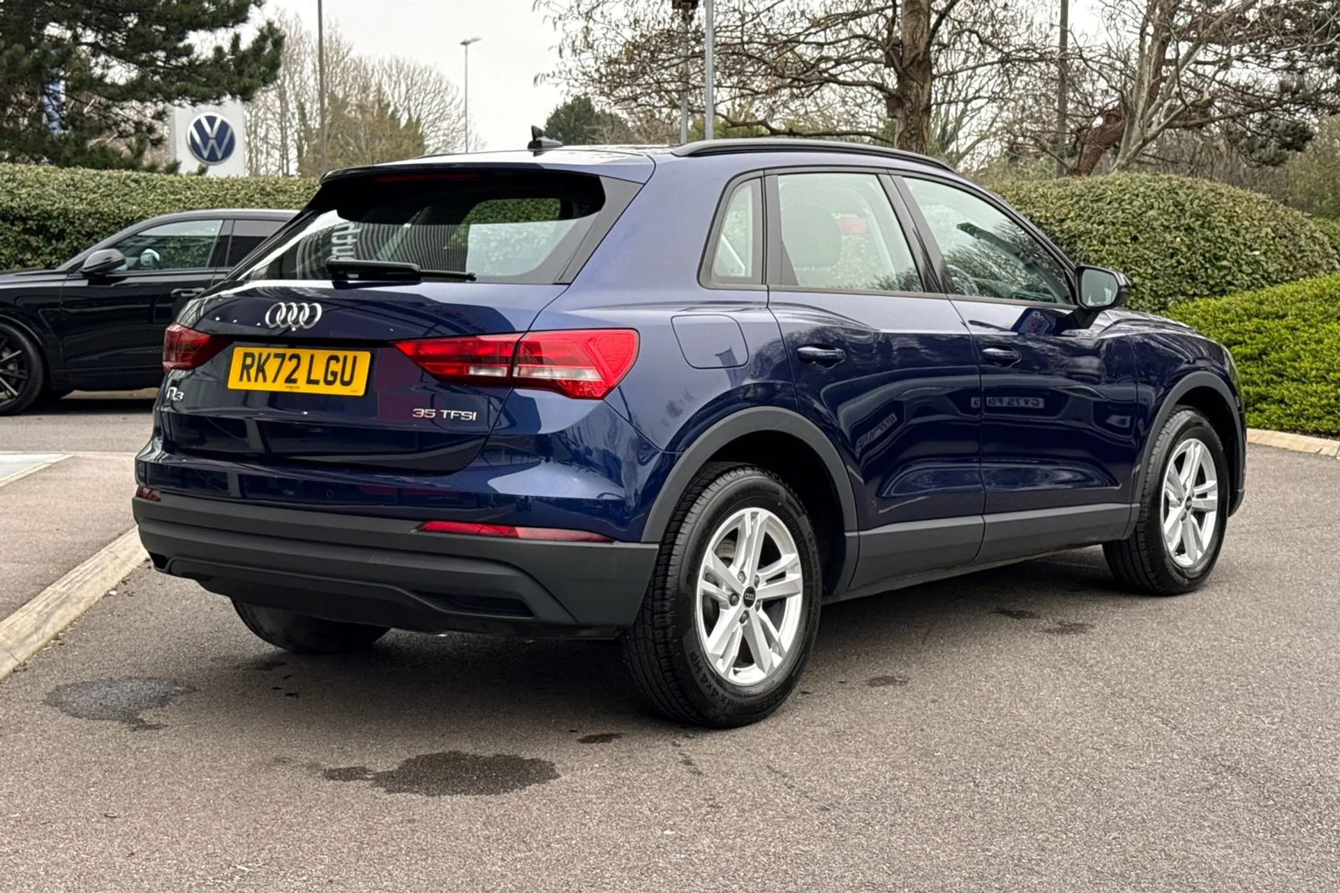 Audi Q3 thumbnail image number 11