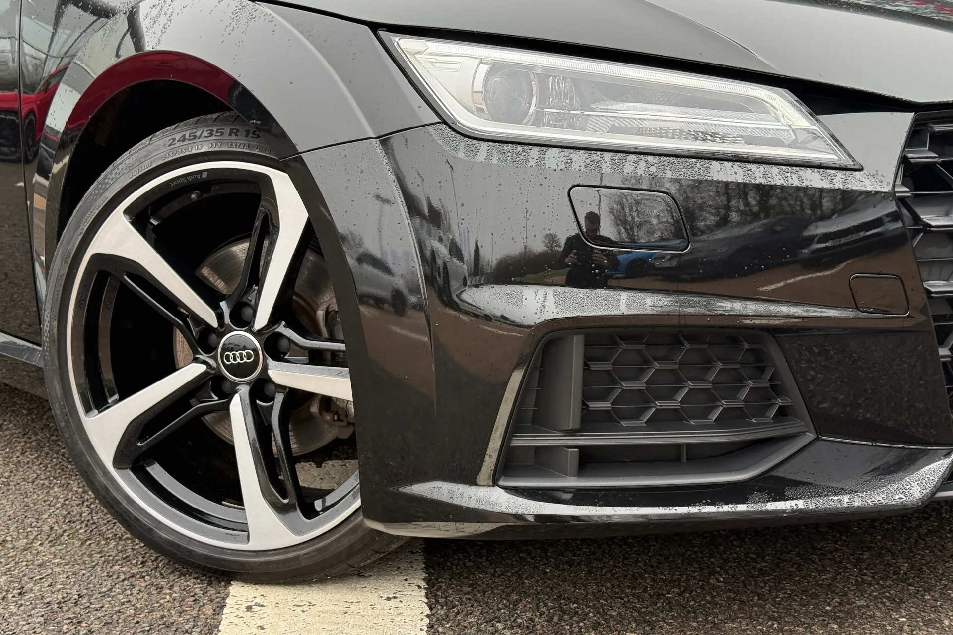 Audi TT thumbnail image number 5