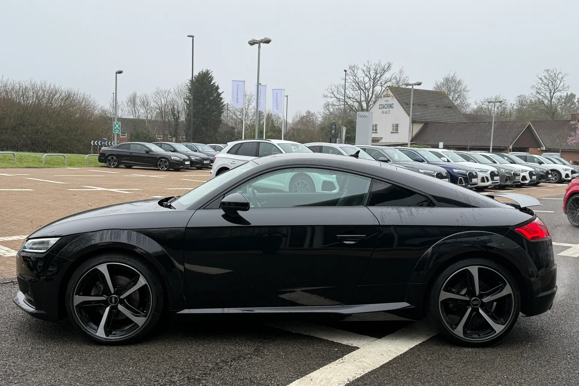 Audi TT thumbnail image number 39