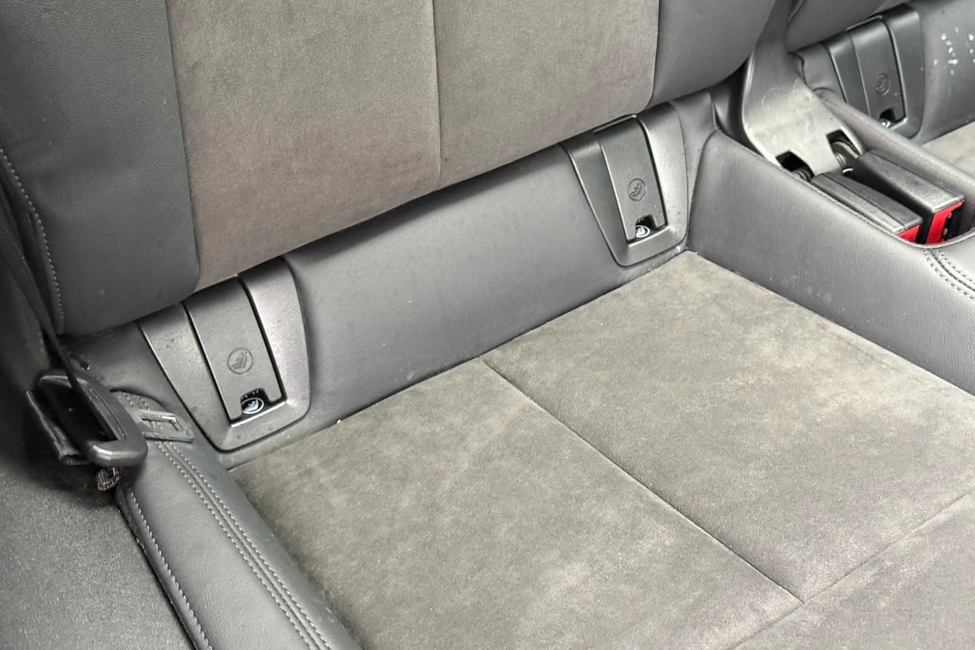 Audi TT thumbnail image number 25