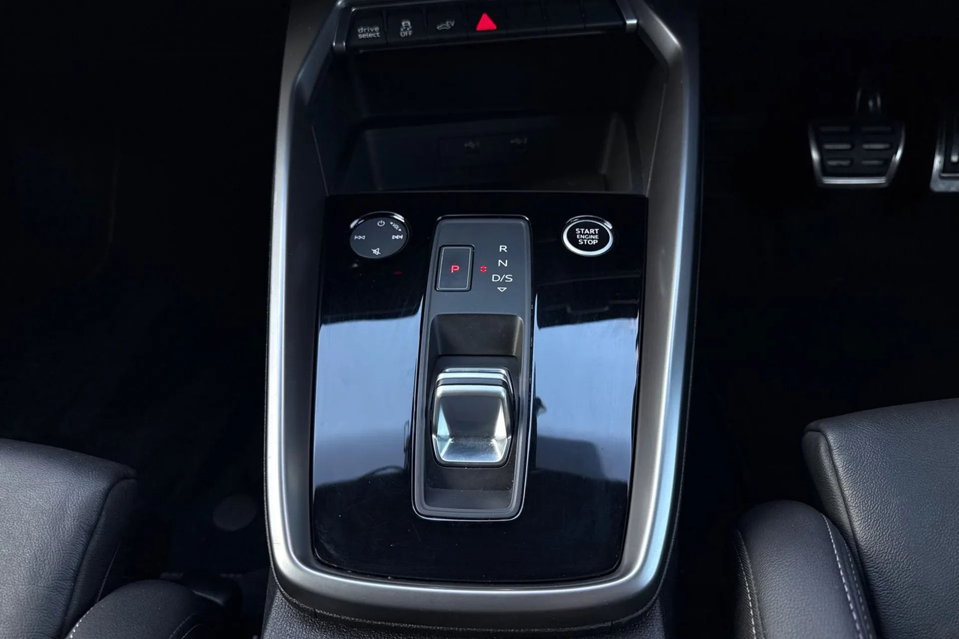 Audi A3 thumbnail image number 44