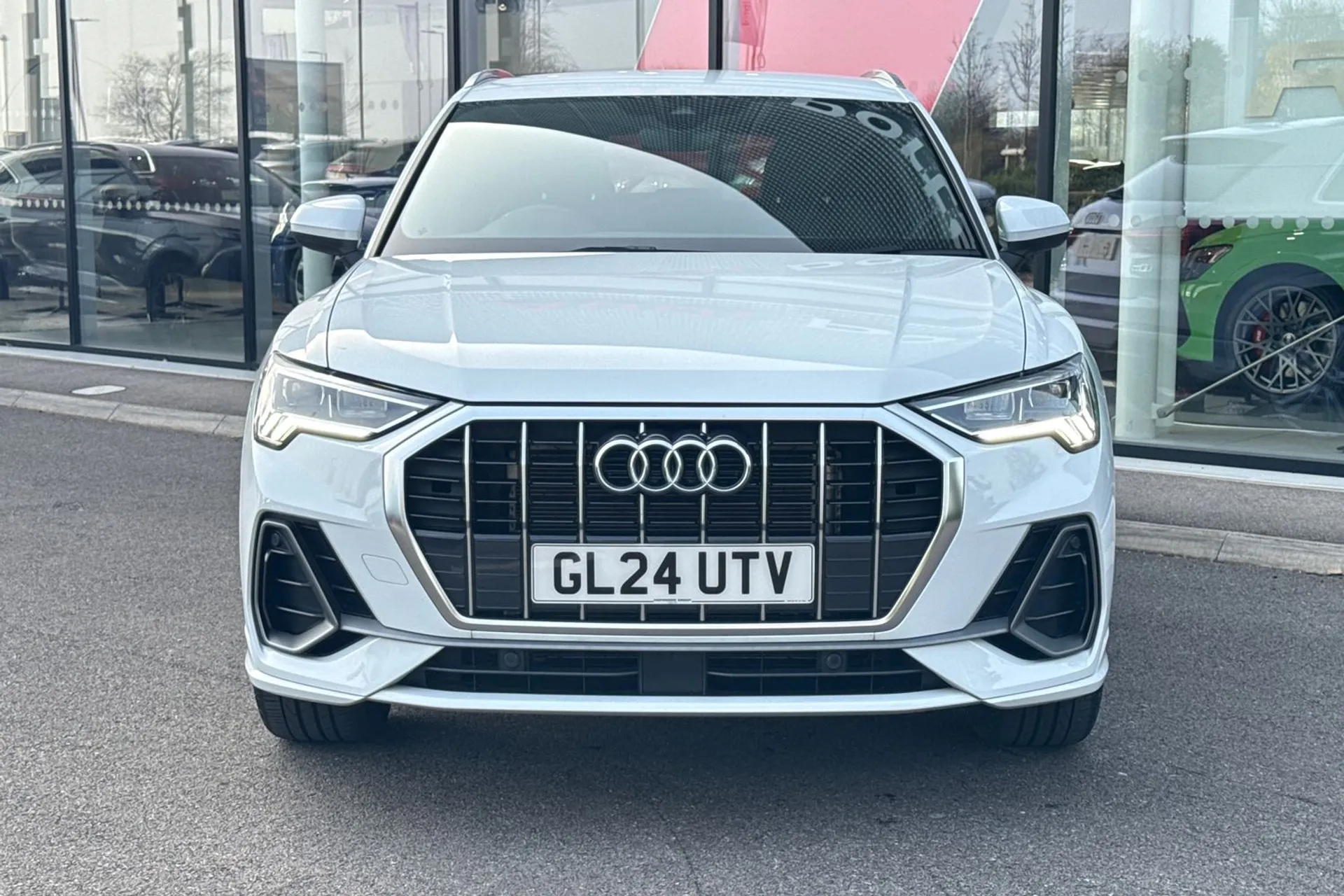 Audi Q3 thumbnail image number 5