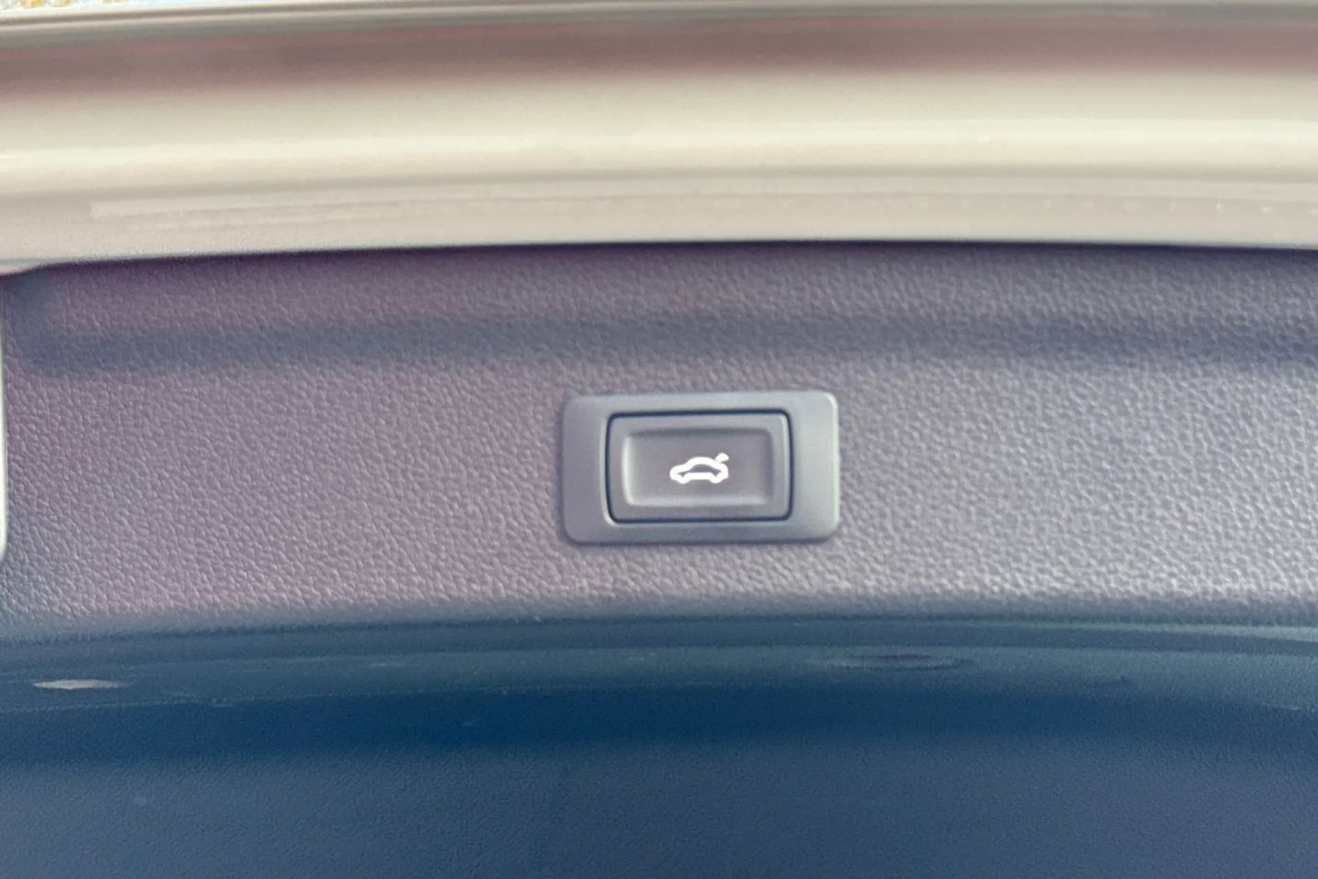 Audi Q3 thumbnail image number 34