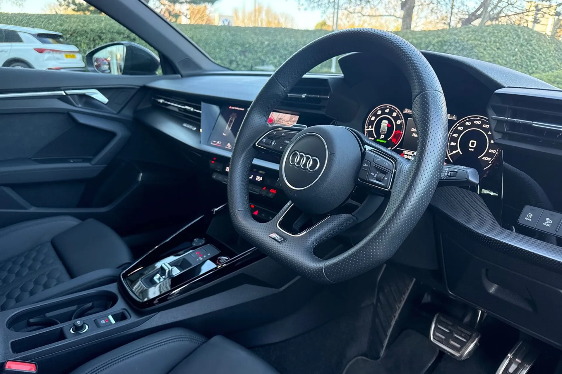 Audi RS3 thumbnail image number 26