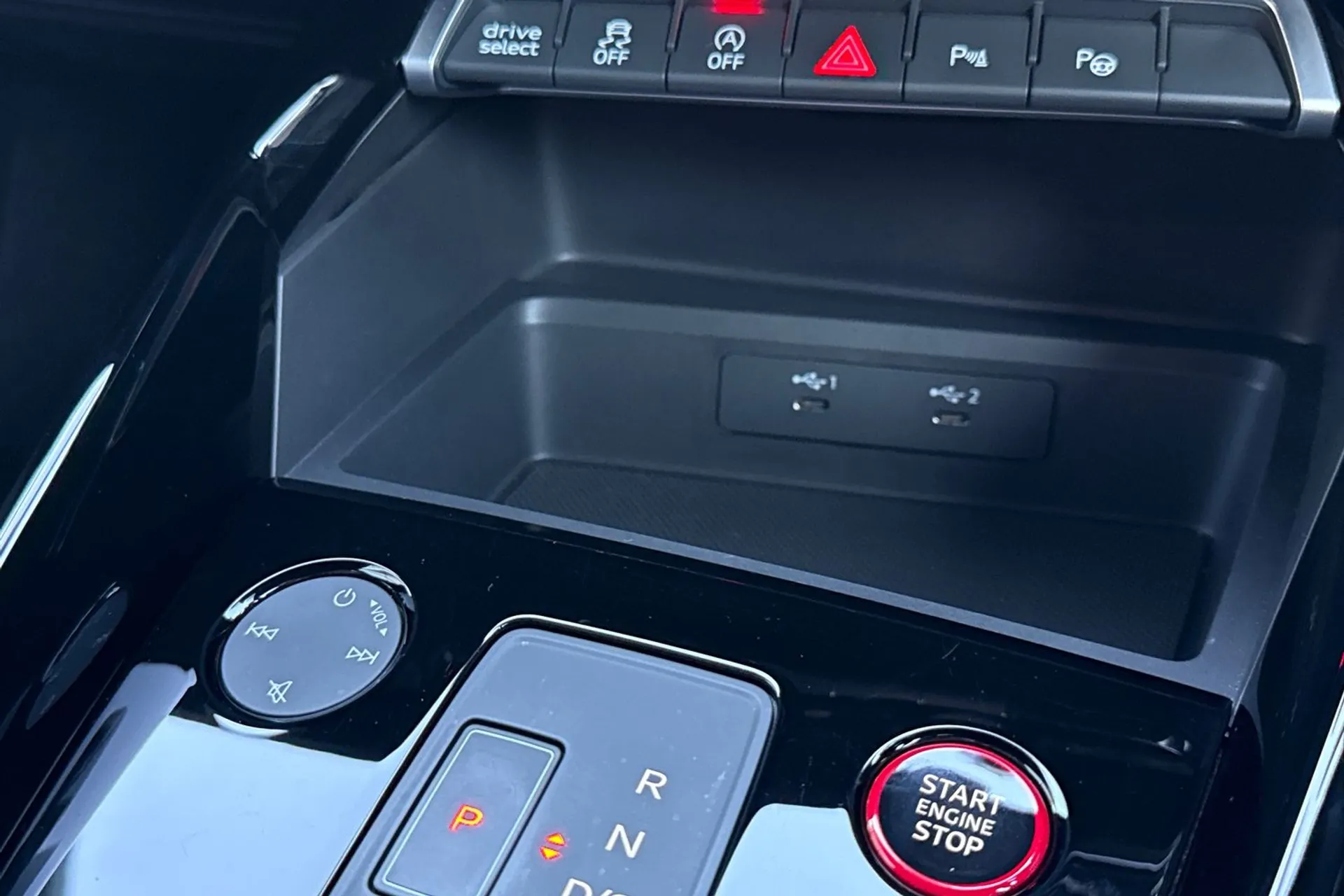 Audi RS3 thumbnail image number 39