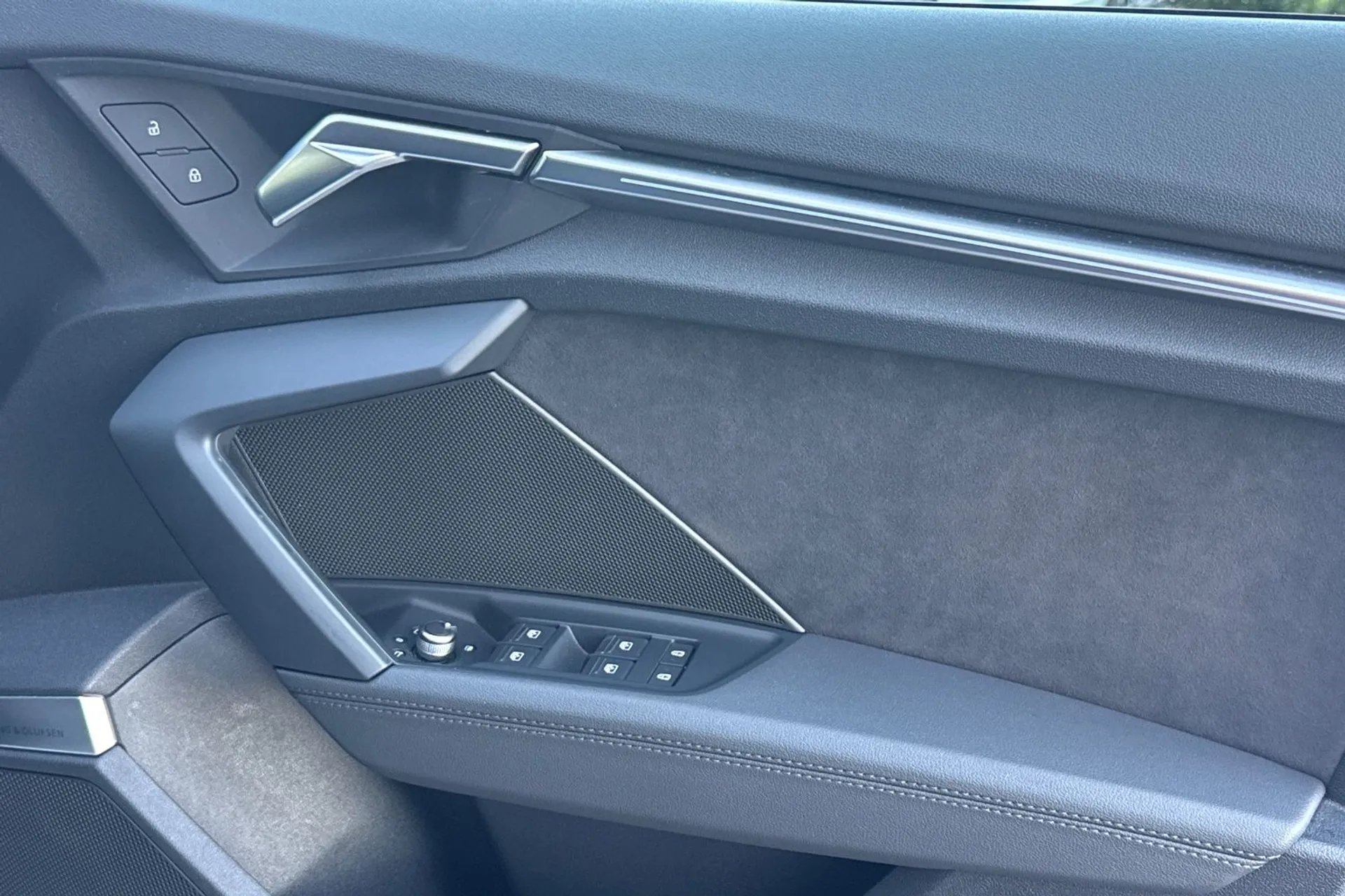 Audi RS3 thumbnail image number 51