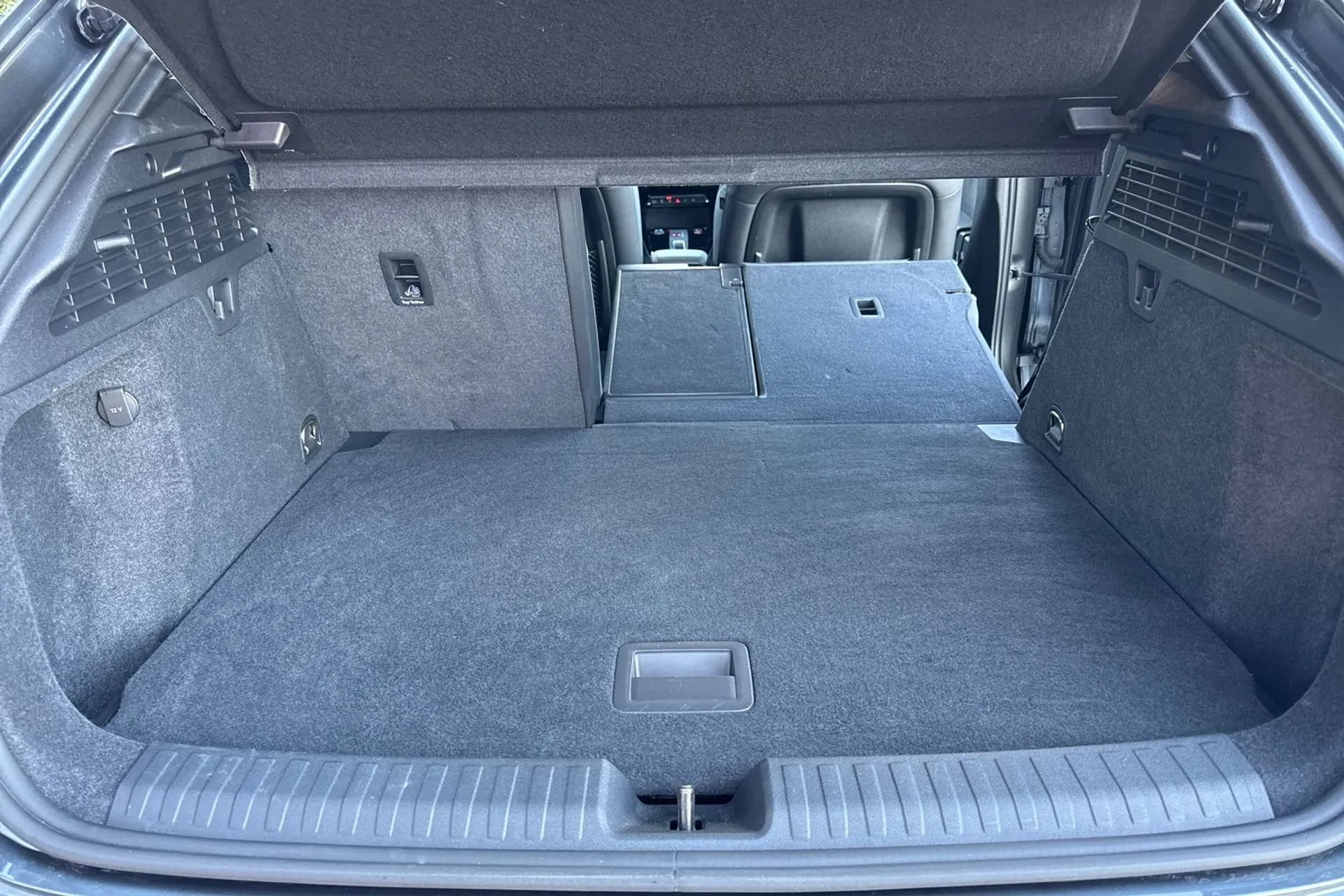 Audi RS3 thumbnail image number 40