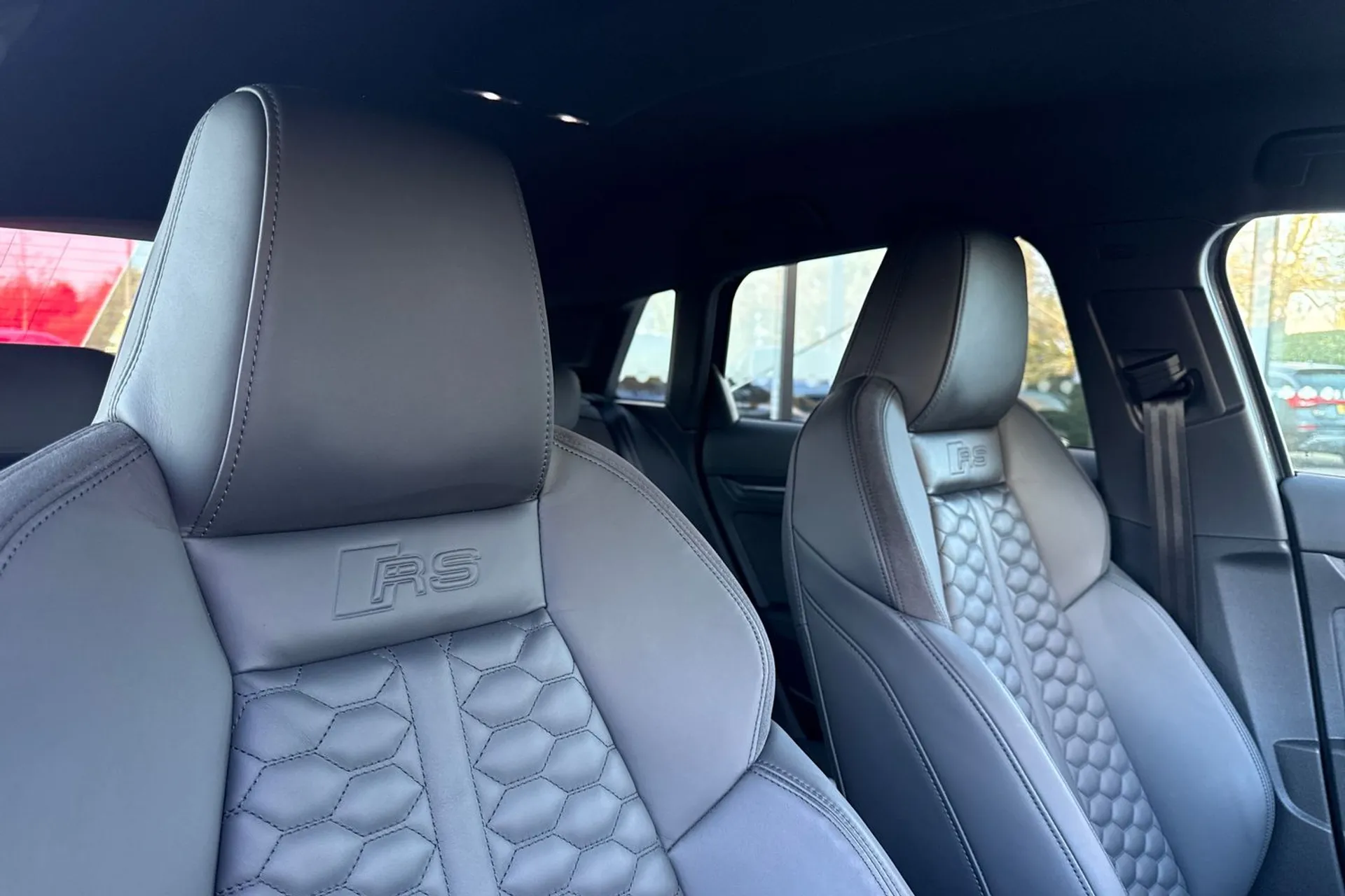 Audi RS3 thumbnail image number 28