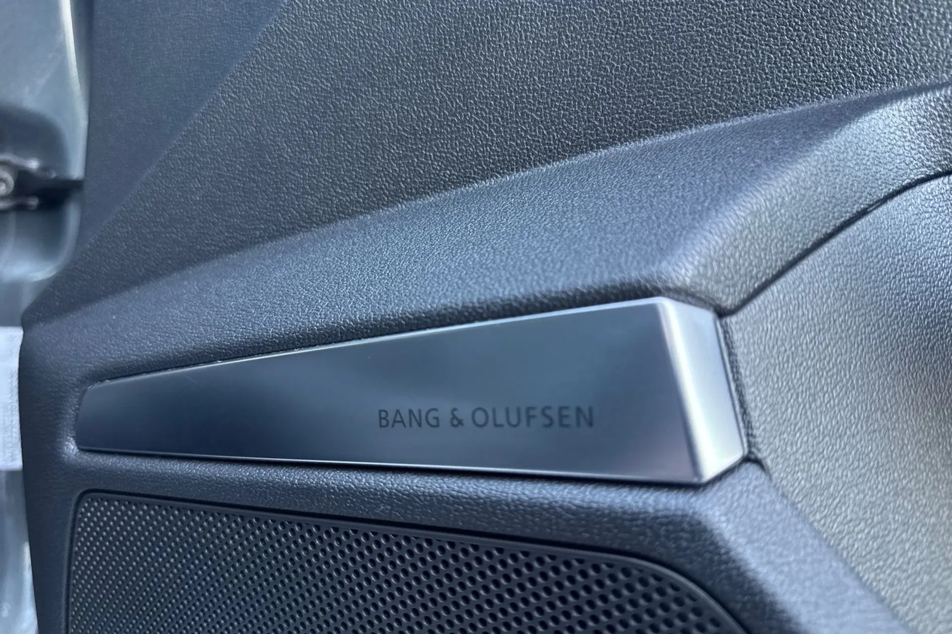 Audi RS3 thumbnail image number 10