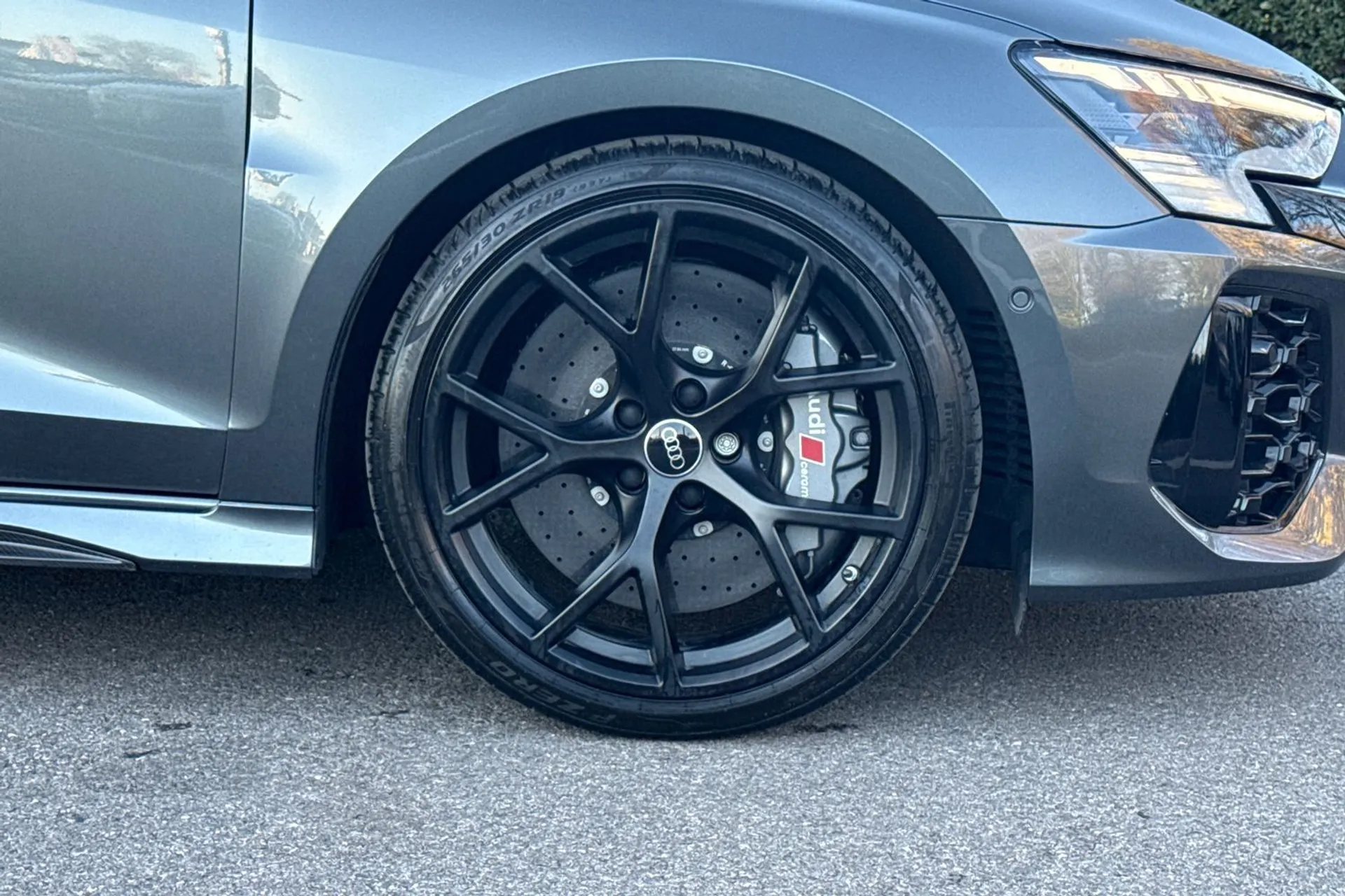 Audi RS3 thumbnail image number 19