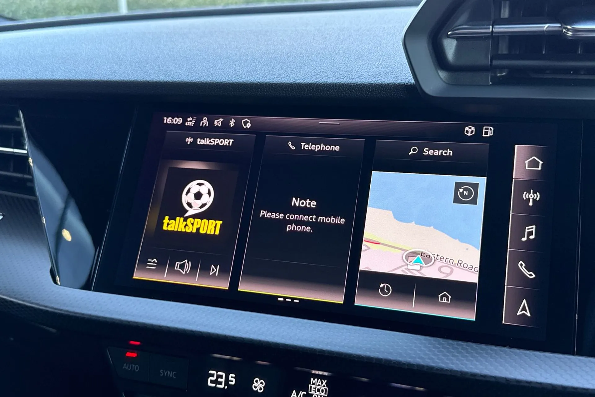 Audi RS3 thumbnail image number 31