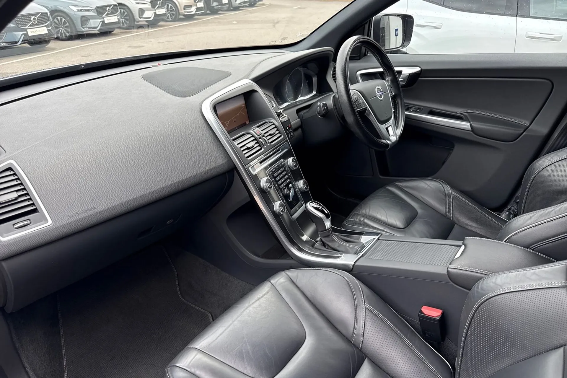 Volvo XC60 thumbnail image number 26
