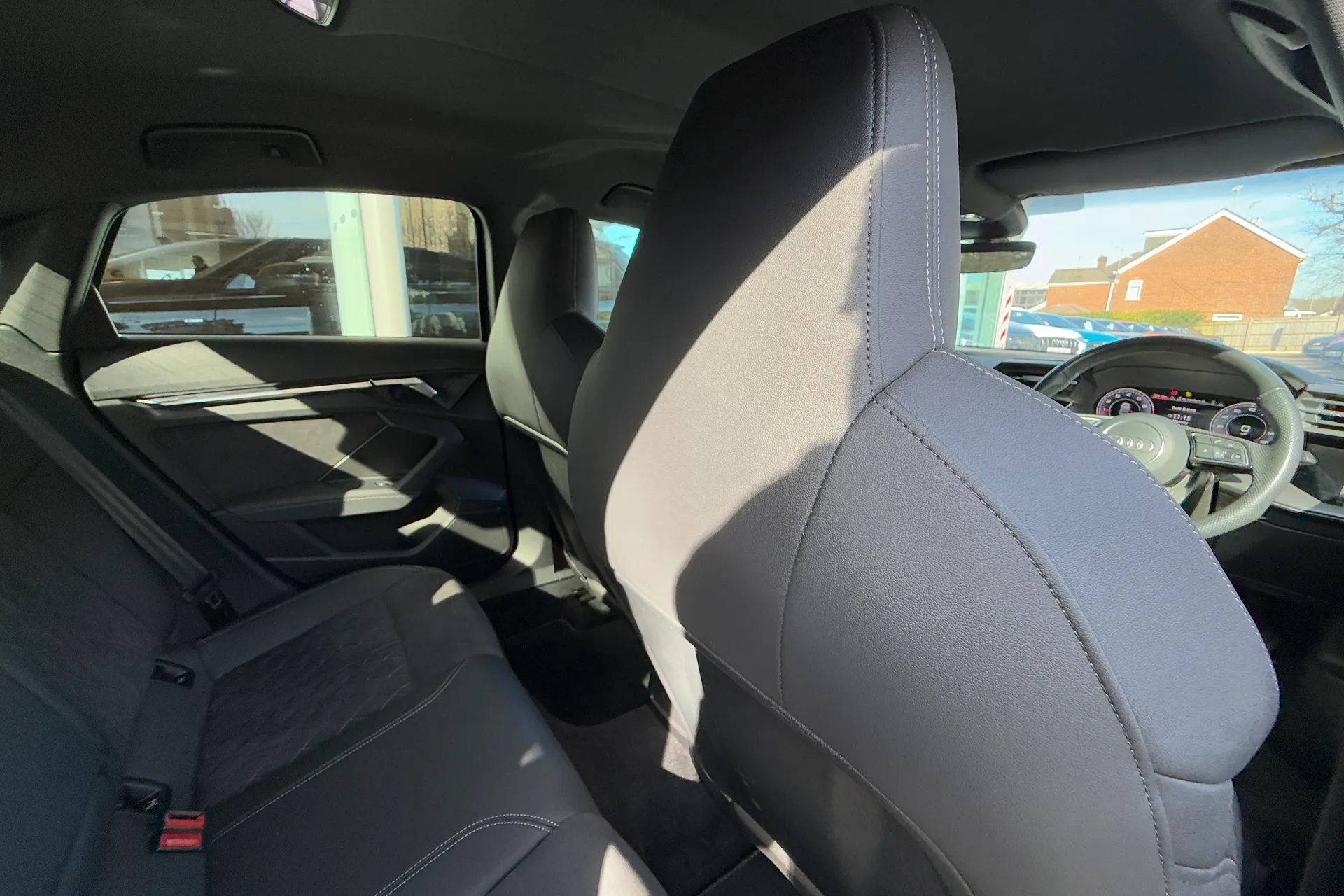 Audi A3 thumbnail image number 17