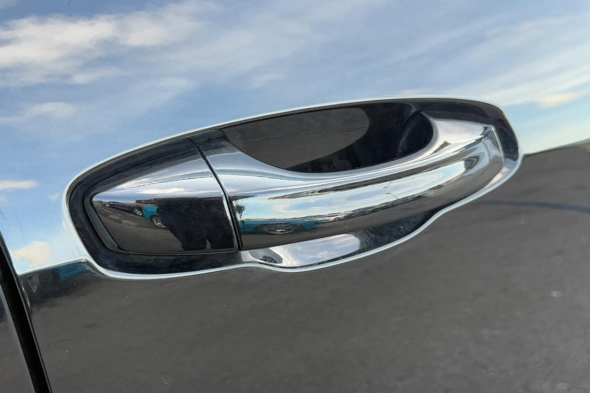 Audi Q3 thumbnail image number 31