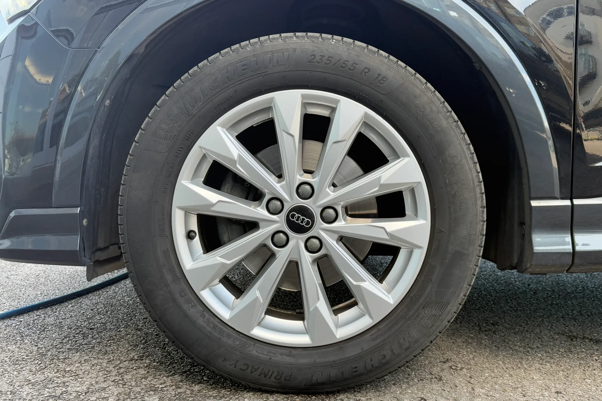 Audi Q3 thumbnail image number 11