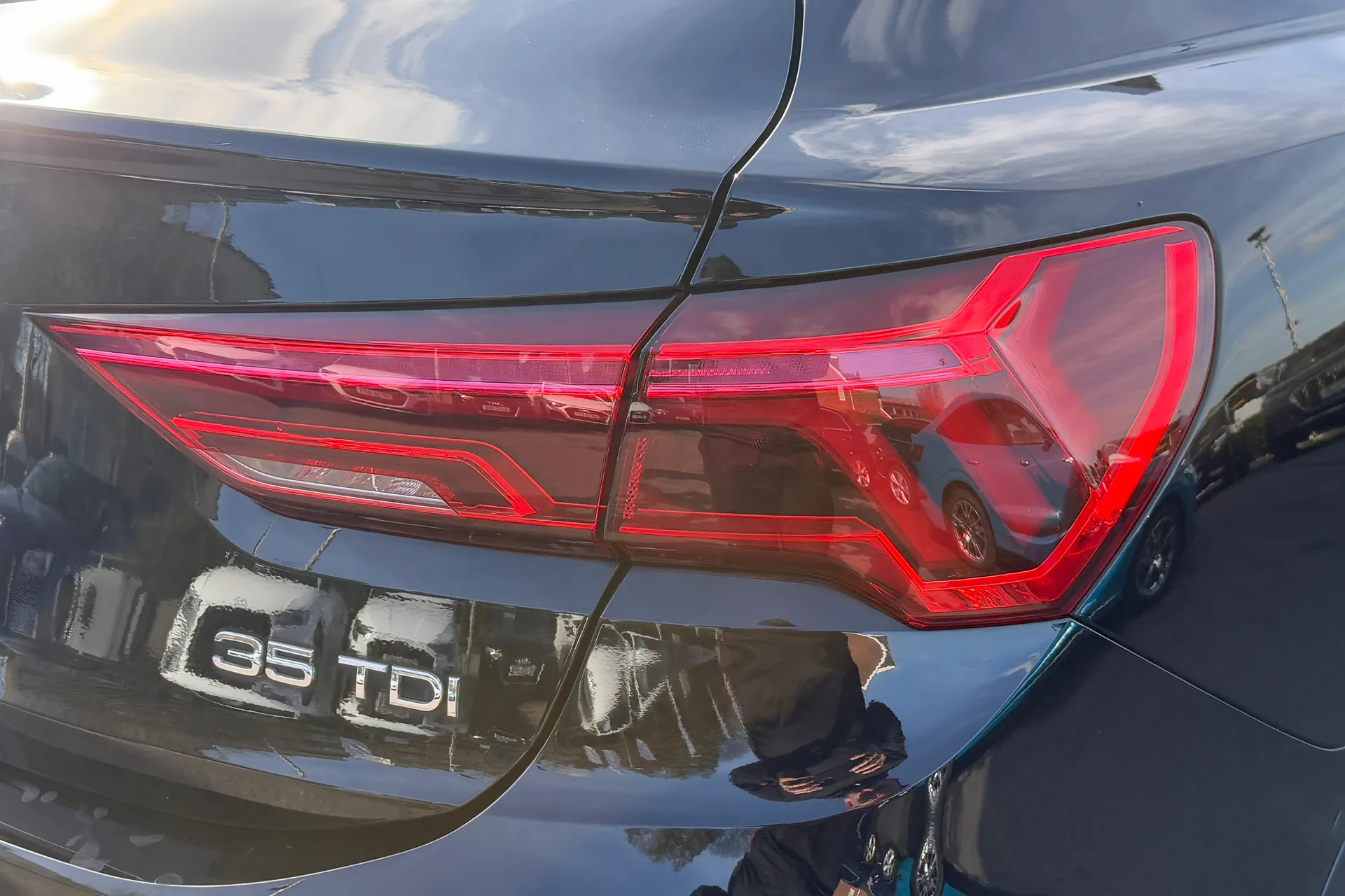 Audi Q3 thumbnail image number 39