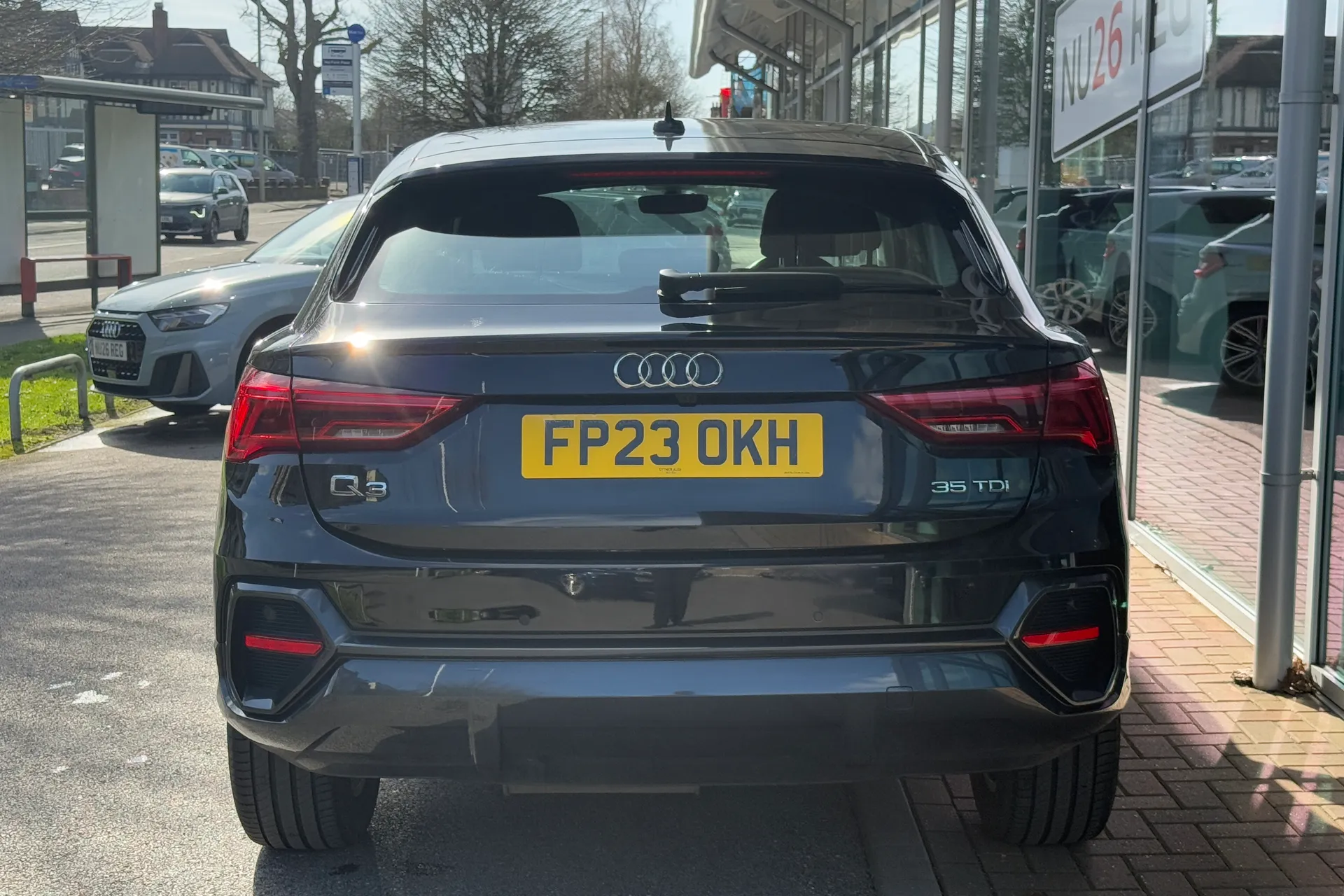 Audi Q3 thumbnail image number 46