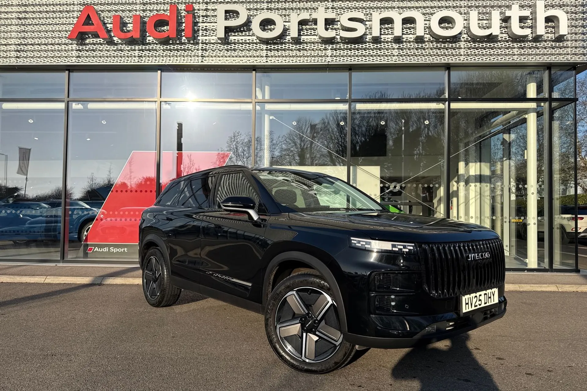 JAECOO 7 focused image