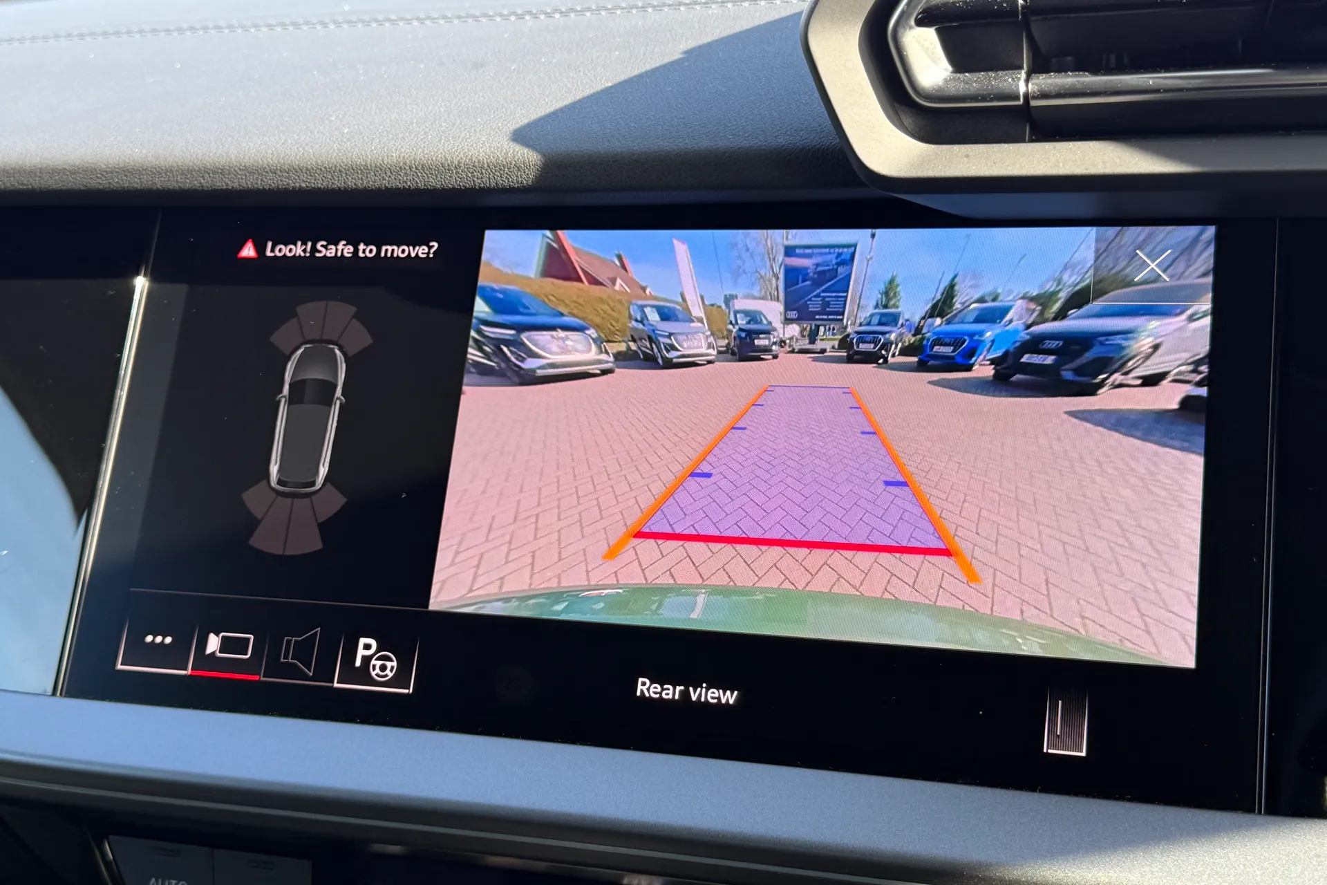 Audi A3 thumbnail image number 4