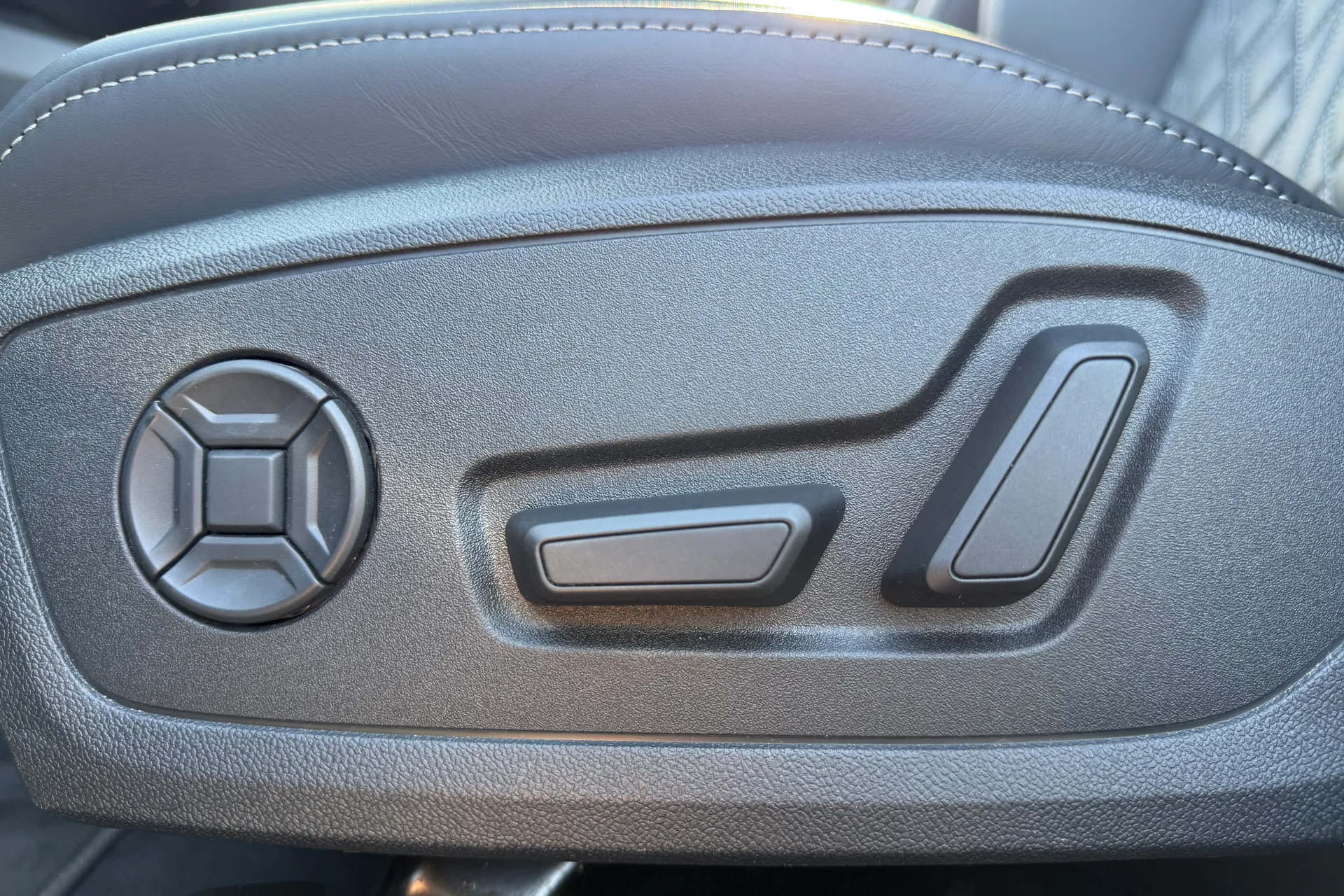 Audi A3 thumbnail image number 22