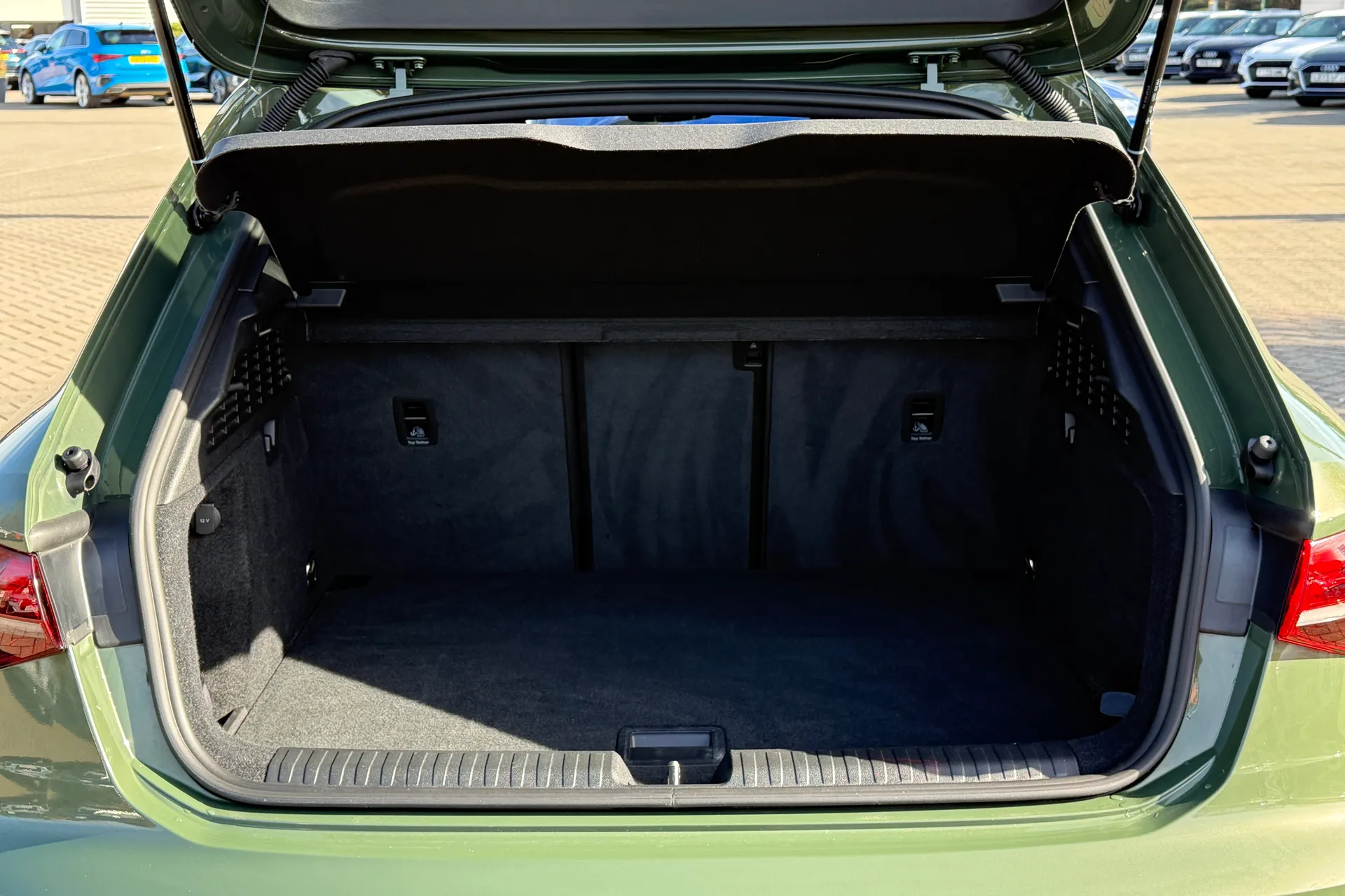 Audi A3 thumbnail image number 43