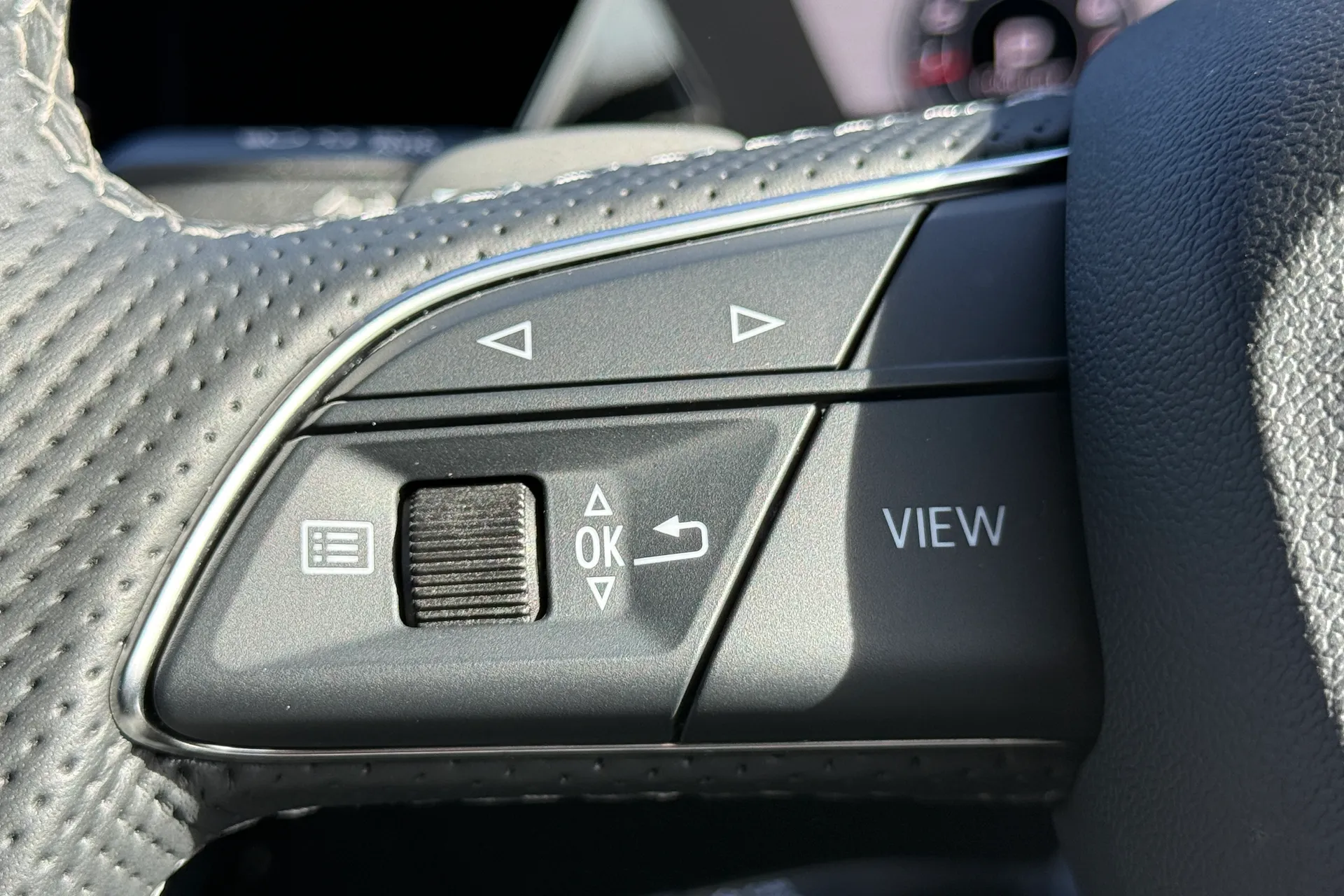 Audi A3 thumbnail image number 27