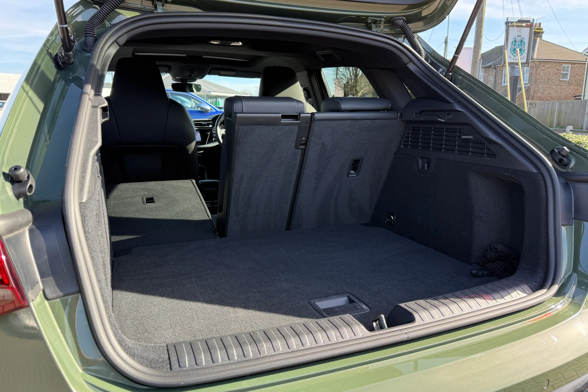 Audi A3 thumbnail image number 44