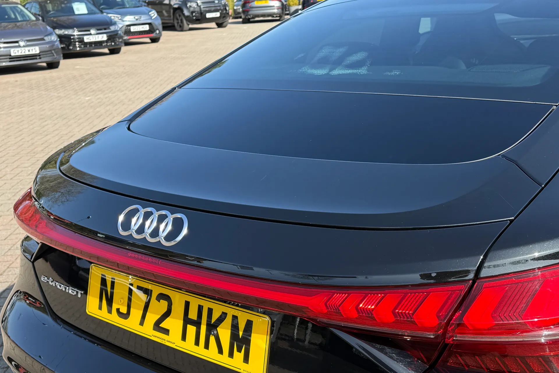 Audi e-tron GT thumbnail image number 49