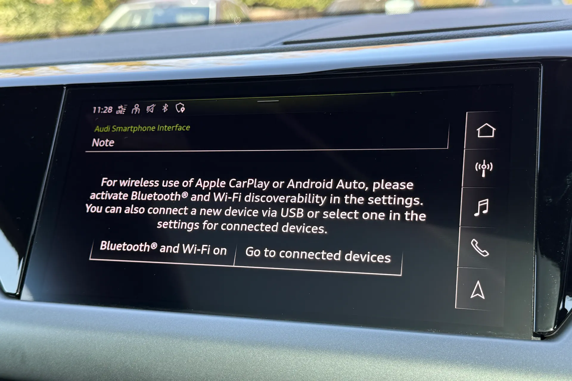 Audi e-tron GT thumbnail image number 10