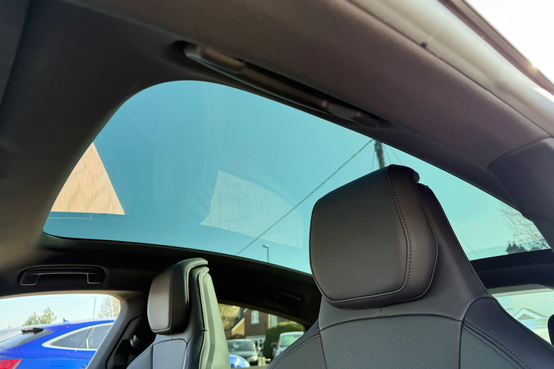 Audi e-tron GT thumbnail image number 29