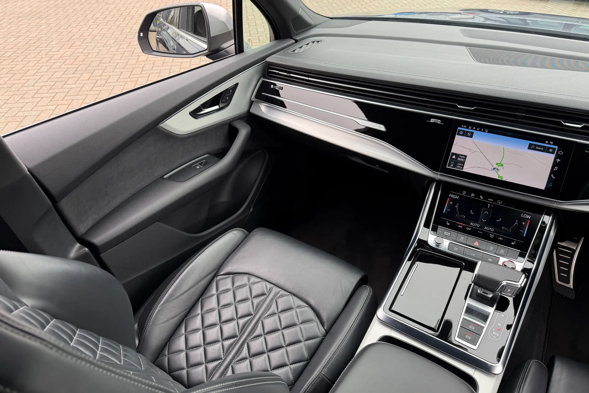 Audi Q7 thumbnail image number 45