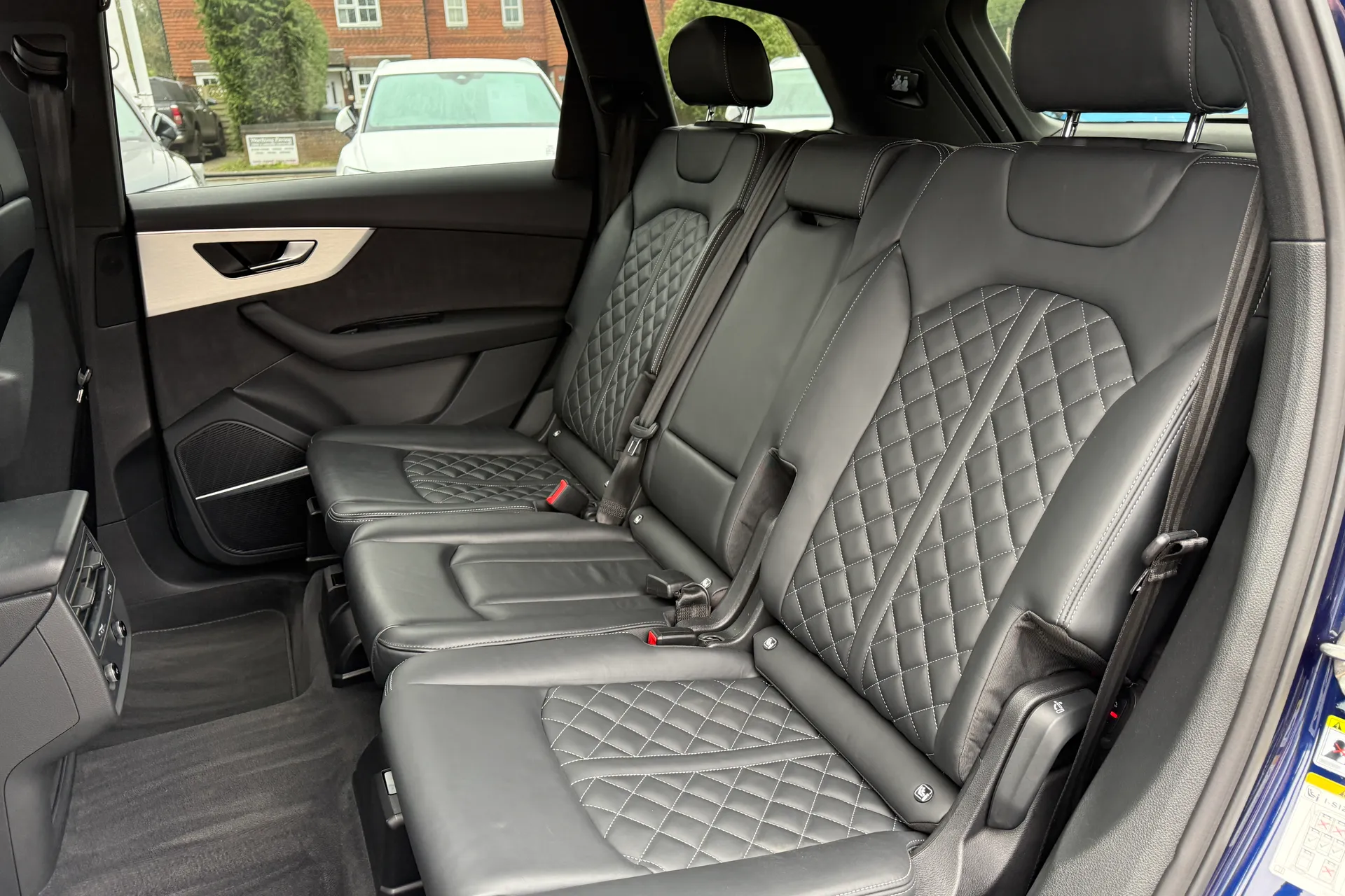 Audi Q7 thumbnail image number 49