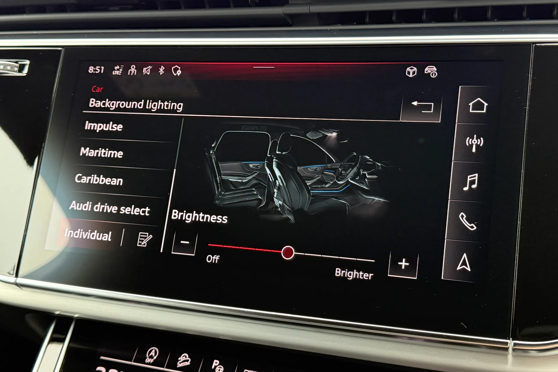 Audi Q7 thumbnail image number 13