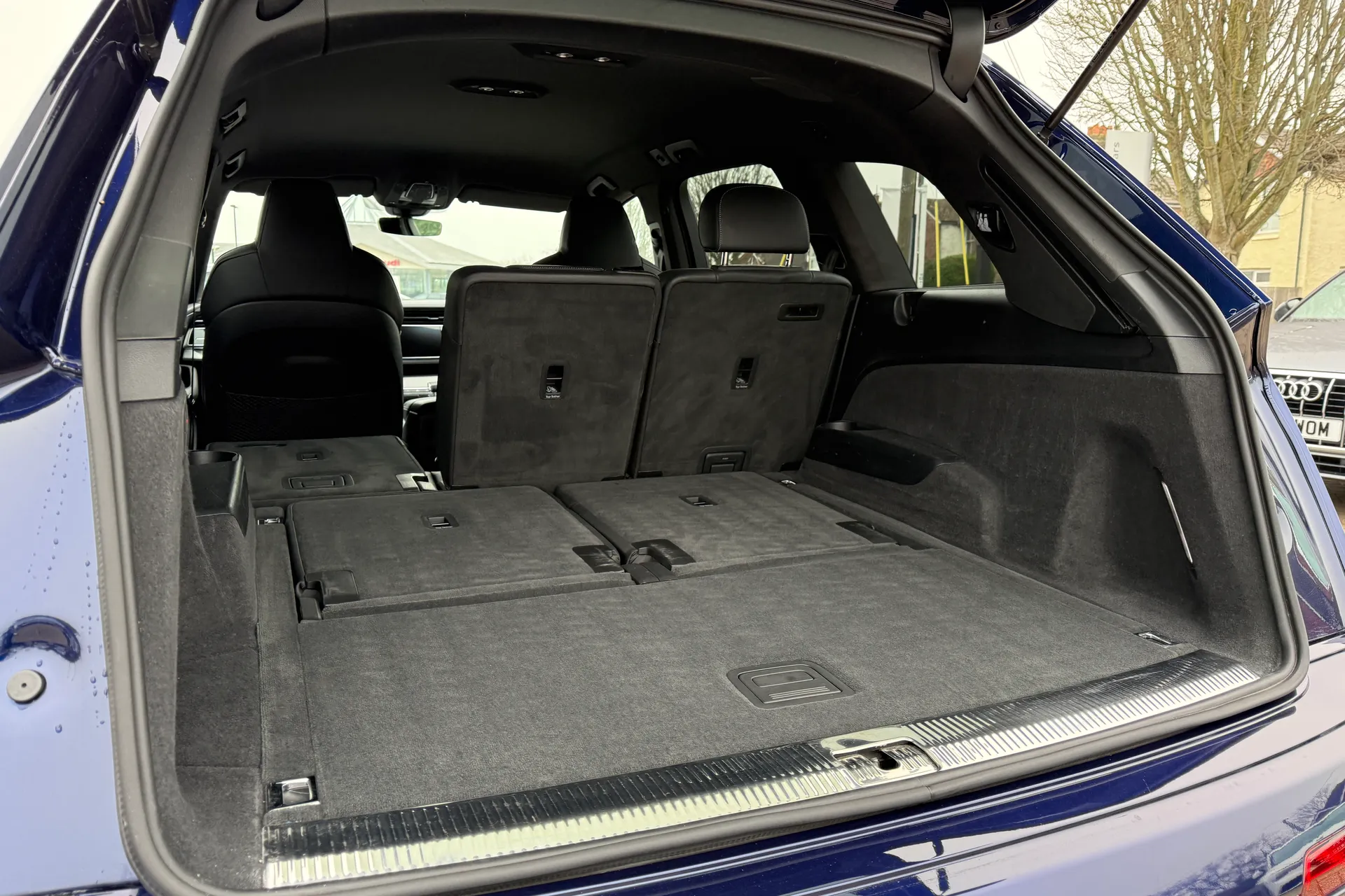 Audi Q7 thumbnail image number 42