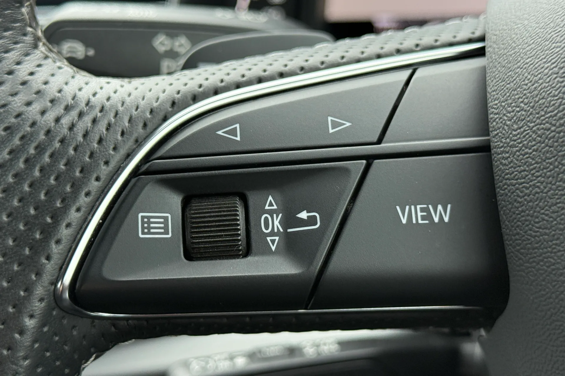 Audi Q7 thumbnail image number 26